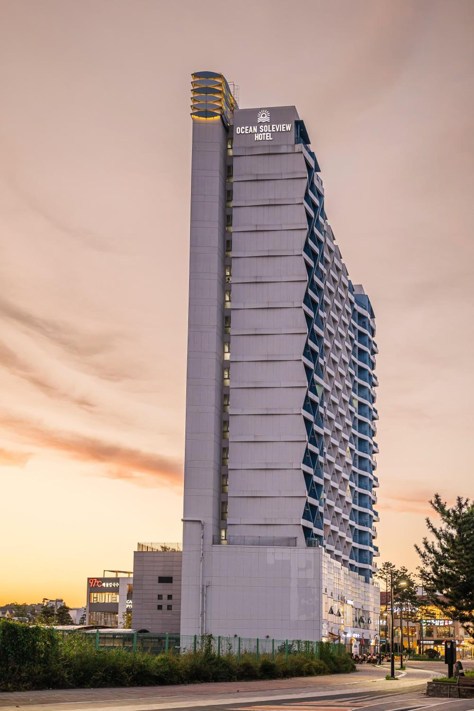 Ocean Soleview Hotel