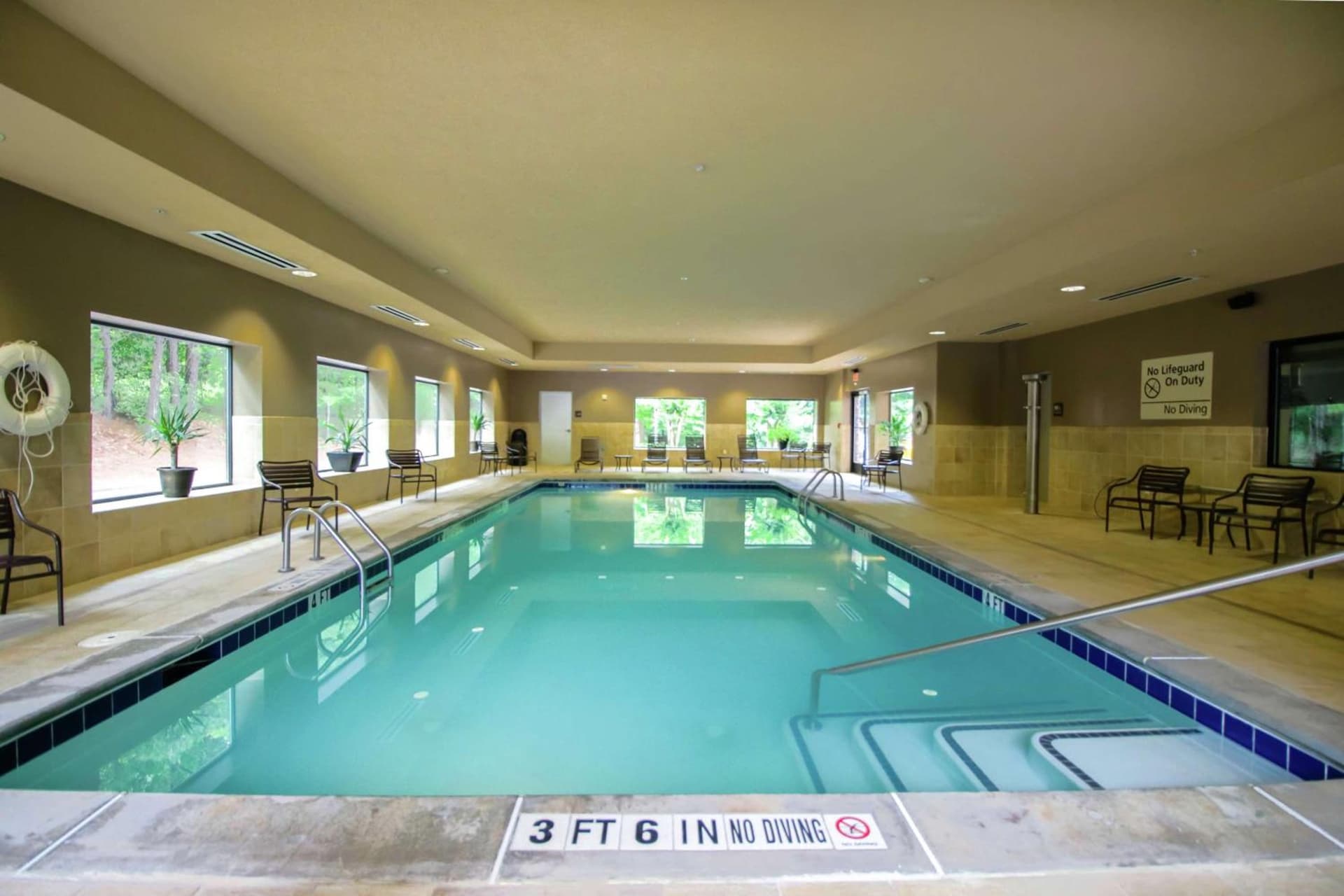 Hampton Inn & Suites Flowery Branch