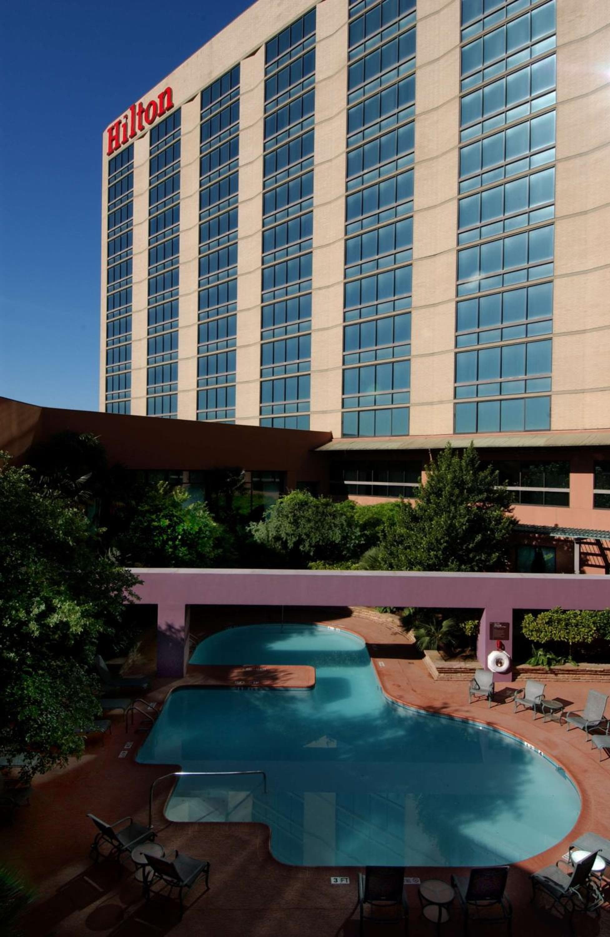 DoubleTree by Hilton San Antonio Airport