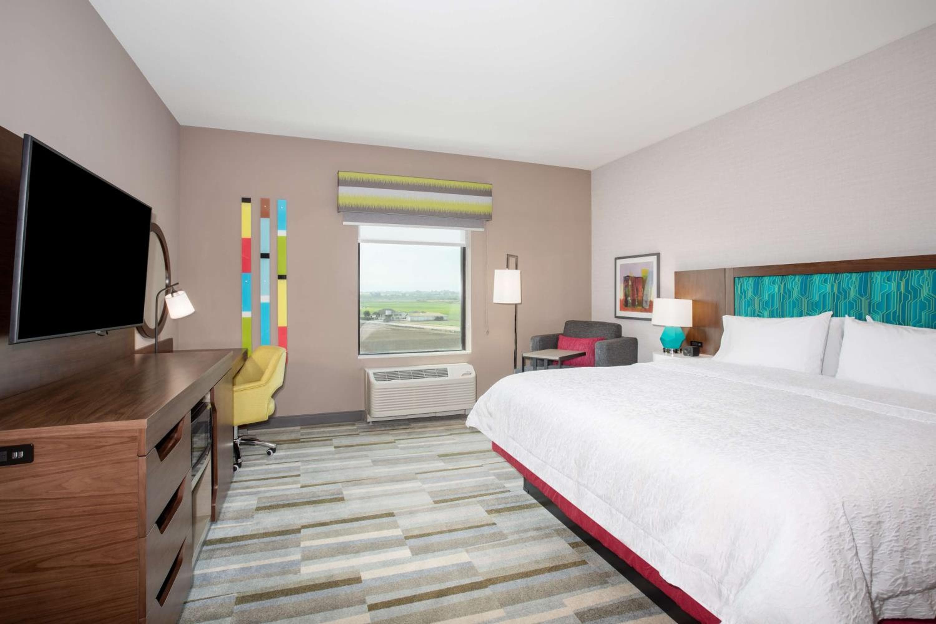 Hampton Inn & Suites Watsonville