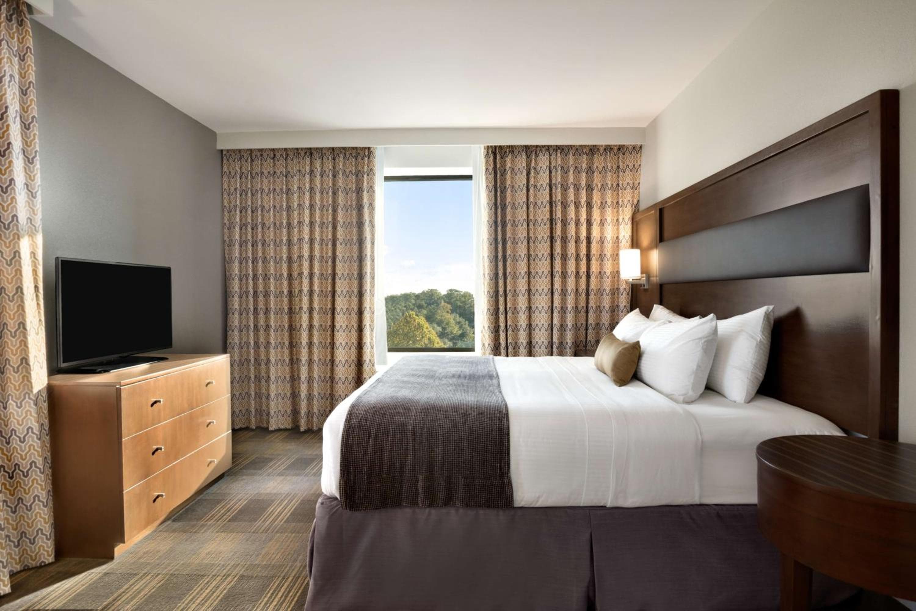 DoubleTree by Hilton Charleston Mount Pleasant