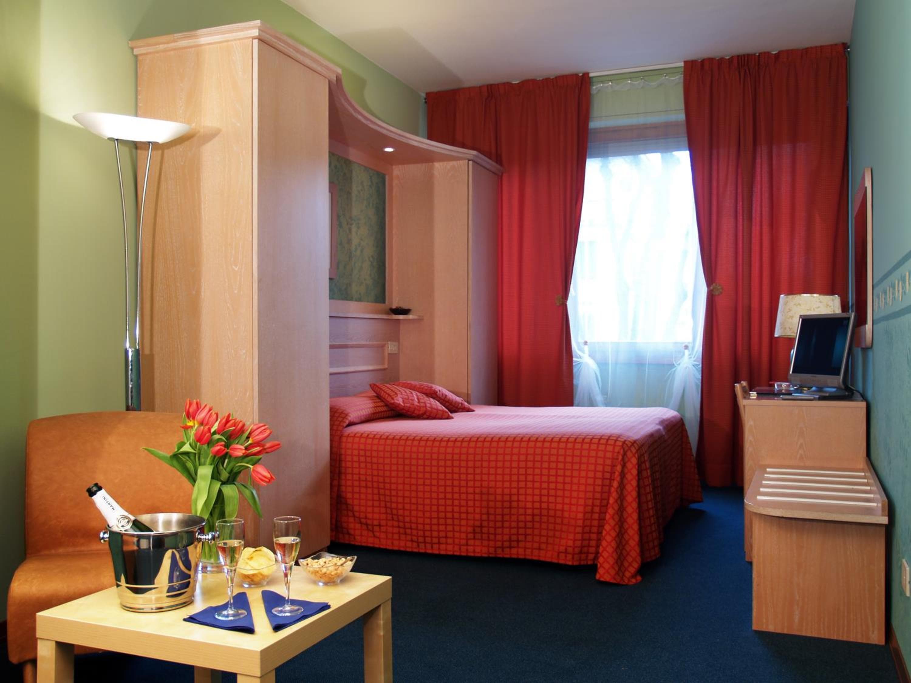 hotel room