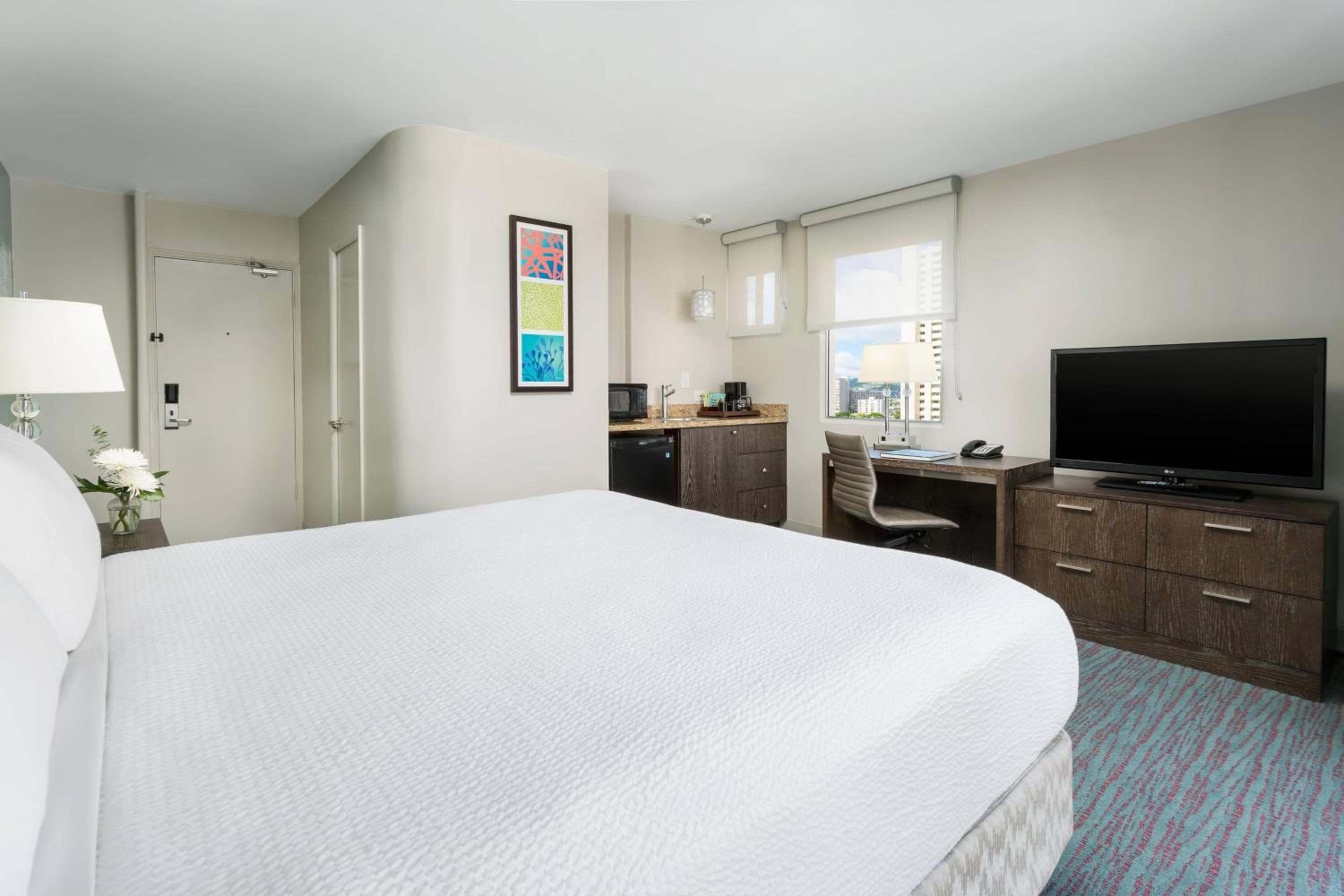 Courtyard by Marriott Waikiki Beach