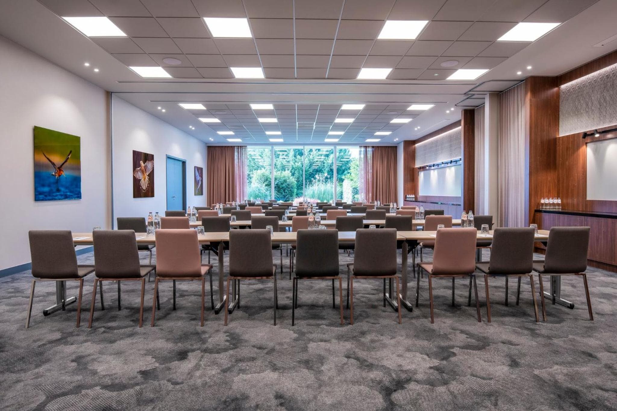 Holiday Inn Hotel Brussels Airport by IHG