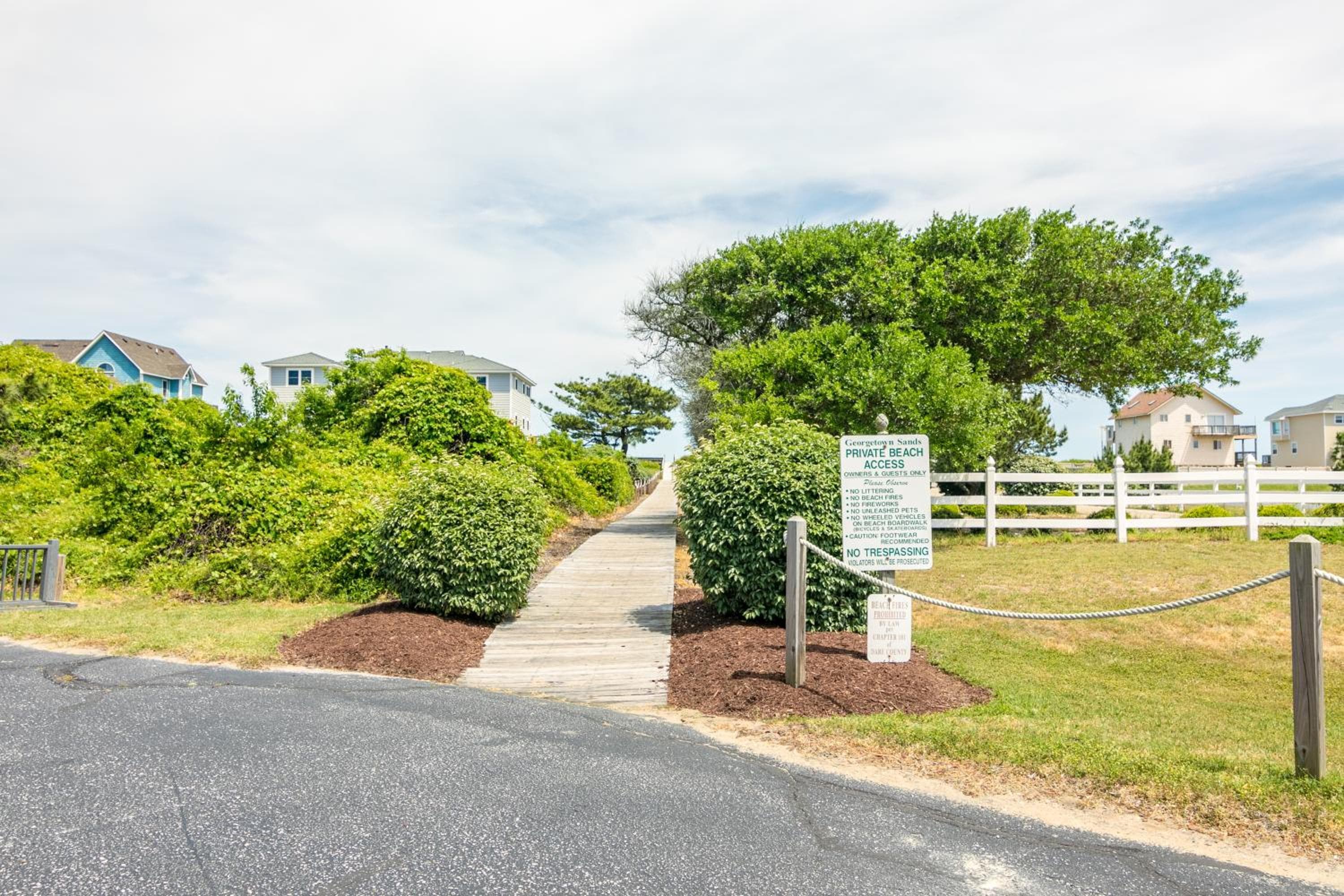 4211 - Family Duckster by Resort Realty