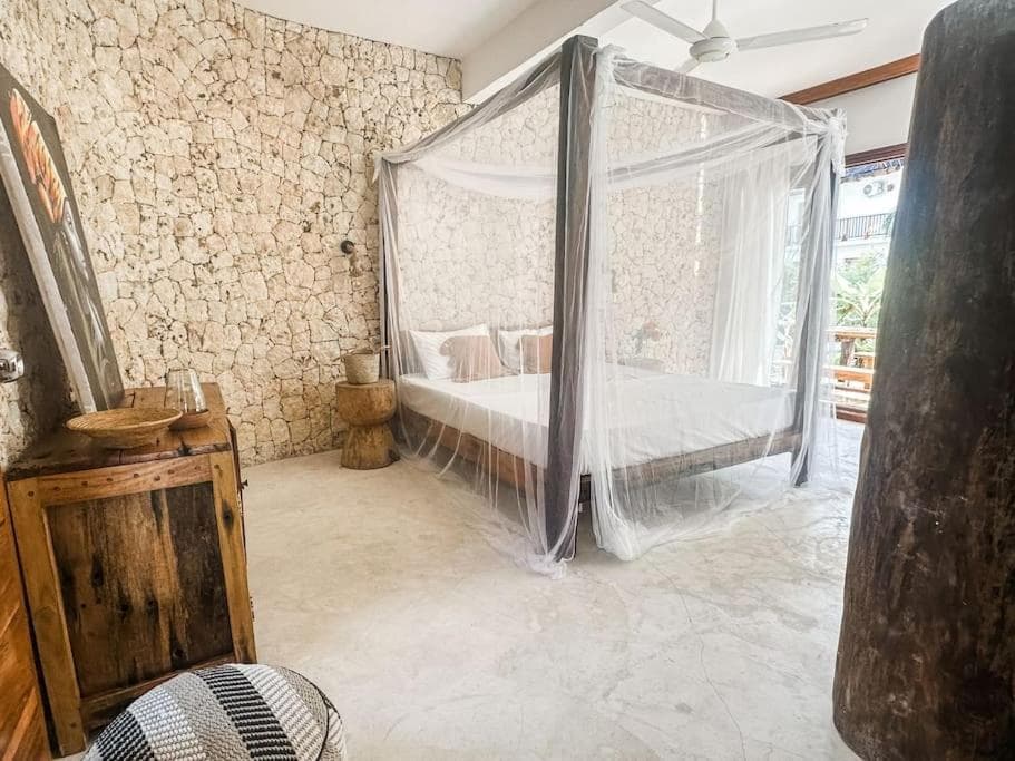 Villa Upendo with Private Pool and Ocean View Zanzibar
