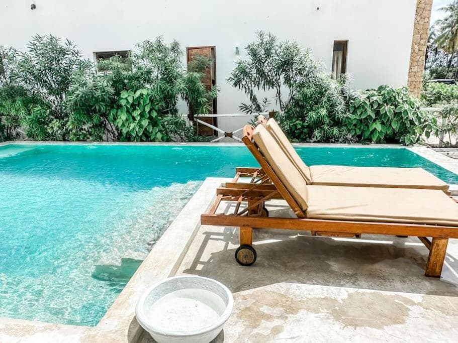 Villa Upendo with Private Pool and Ocean View Zanzibar