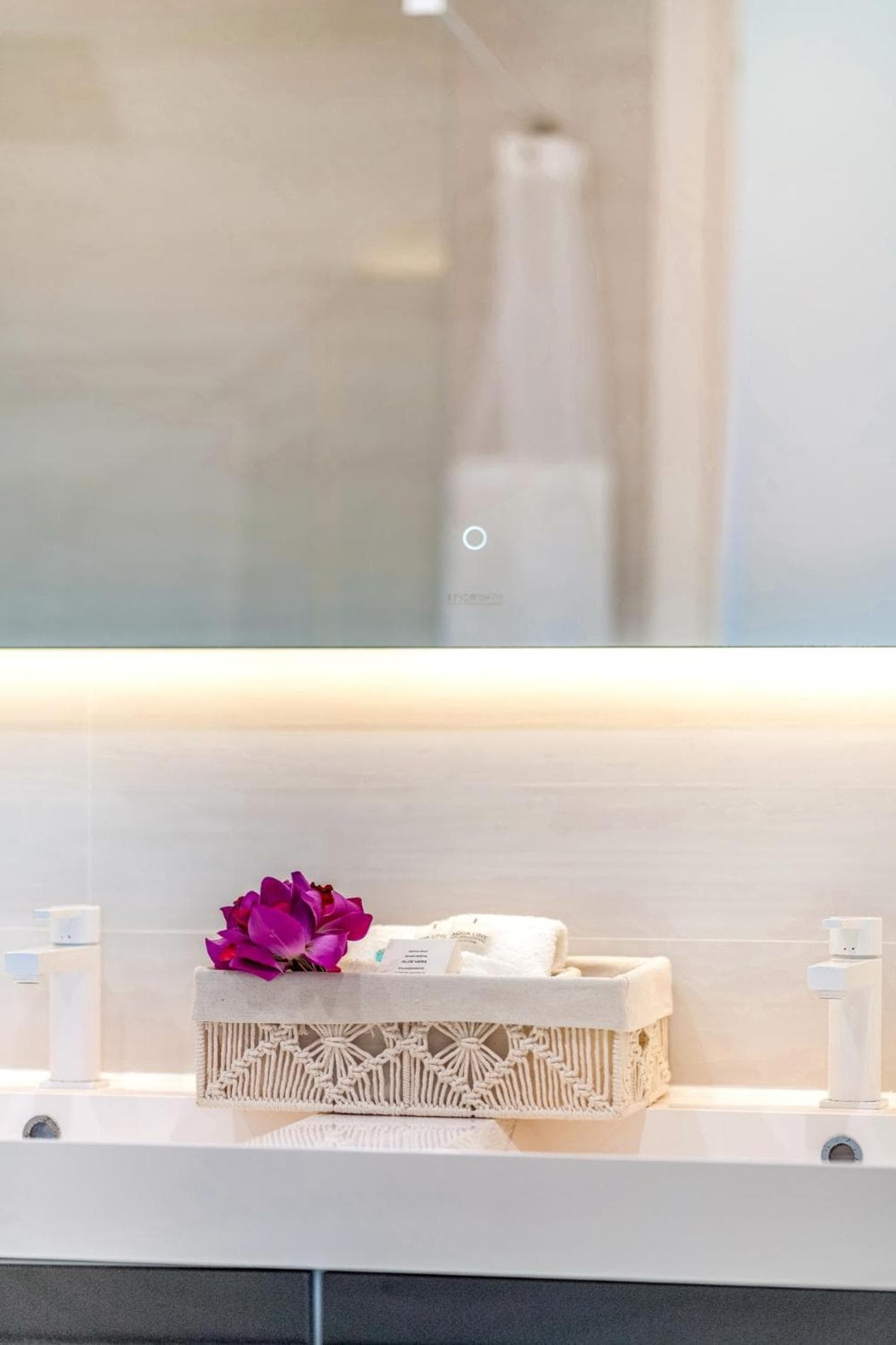 Luxury Oceanview 1BR on beach