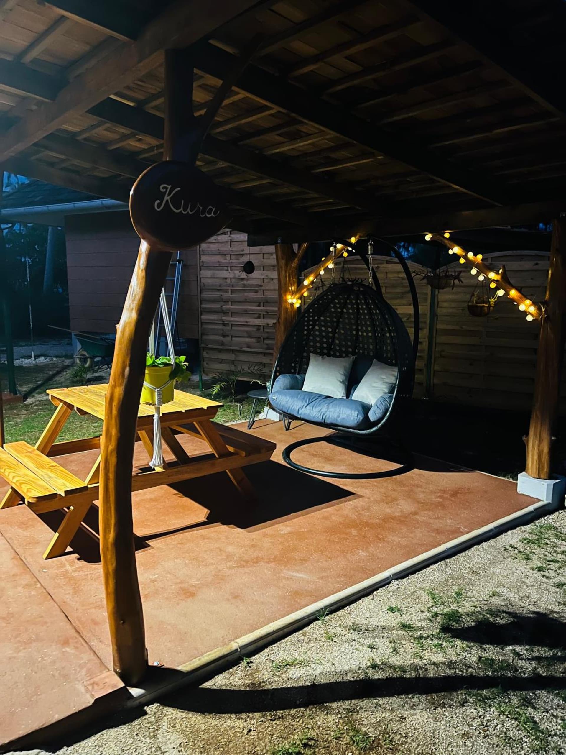 Bungalow KURA