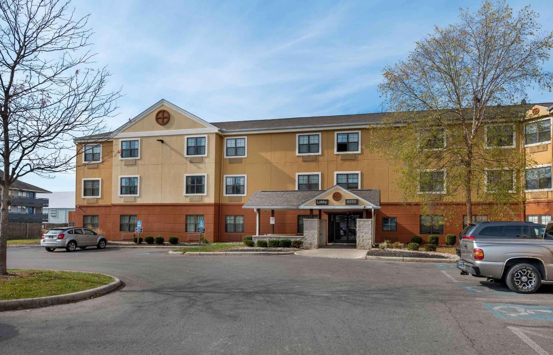 MainStay Suites Columbus North - Worthington