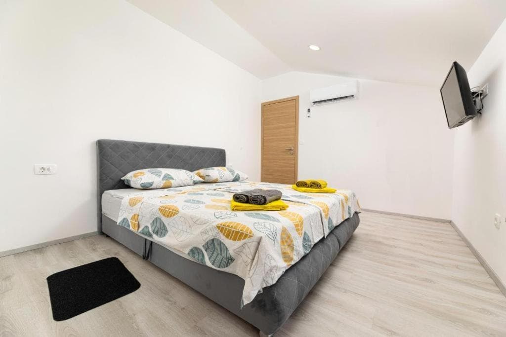 VILLA VERONIQ z bazenom & jacuzzi