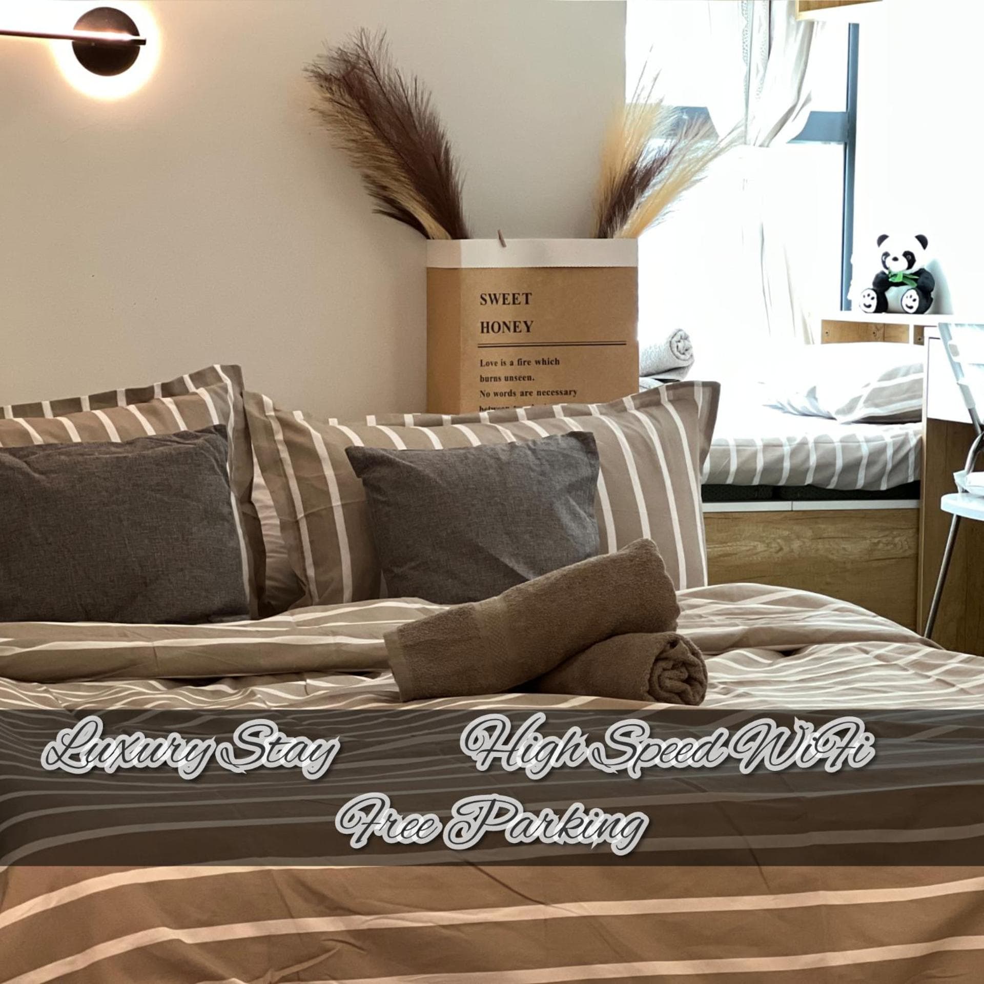 Luxury Stay With Workspace 1-6Pax 1U FreeParking High Speed WiFi