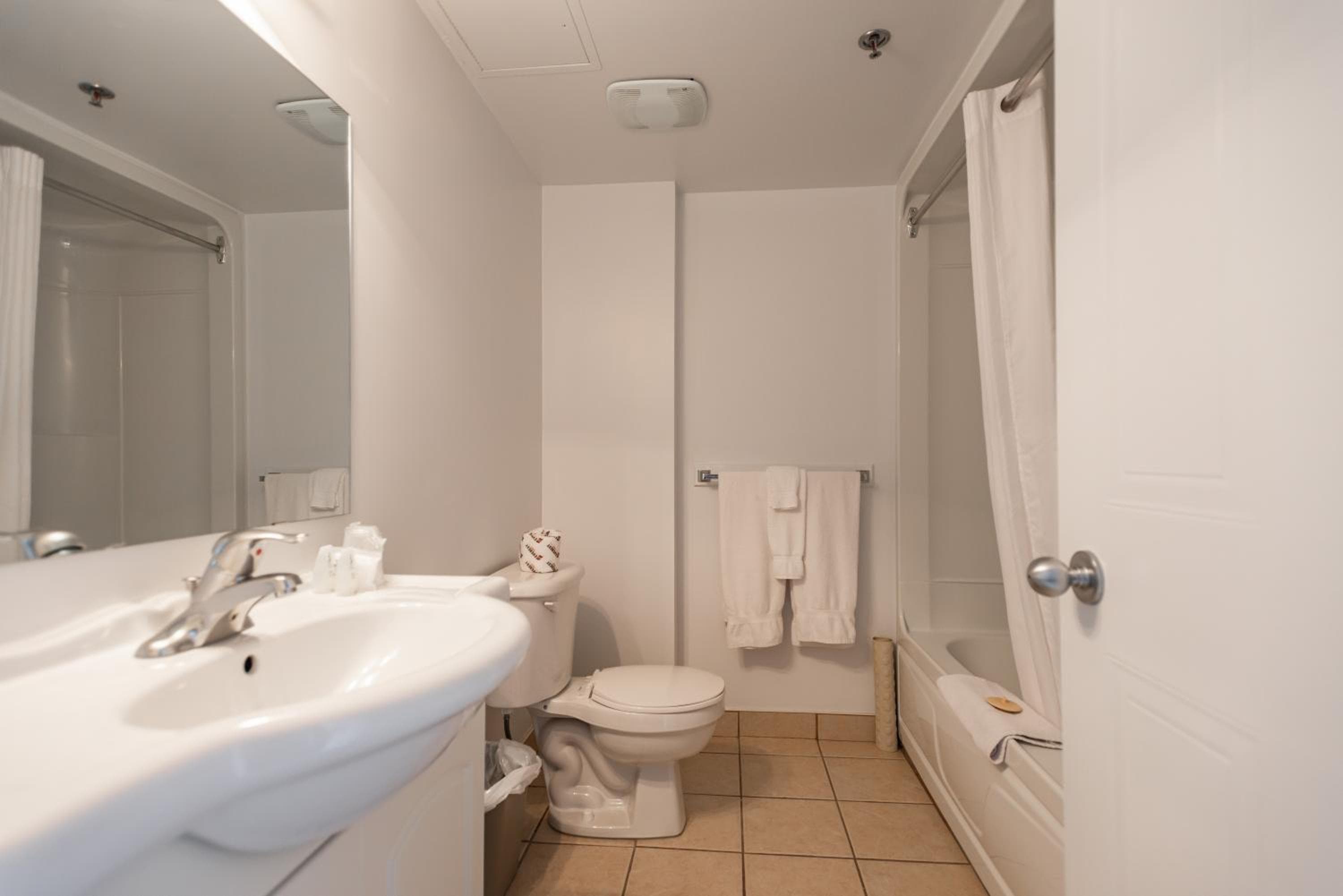 Hotel les Suites Labelle