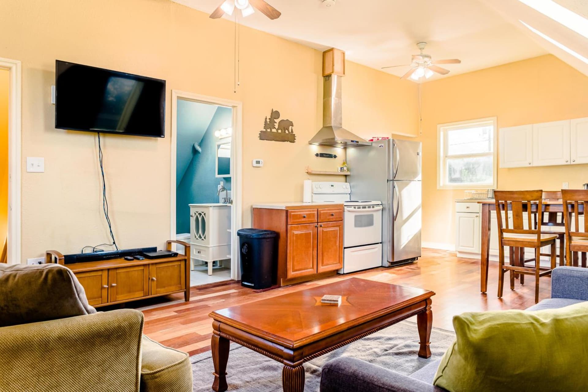 Portland Urban Lodge, Quiet, Walkable, Near