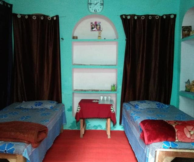 Mannat Rooms