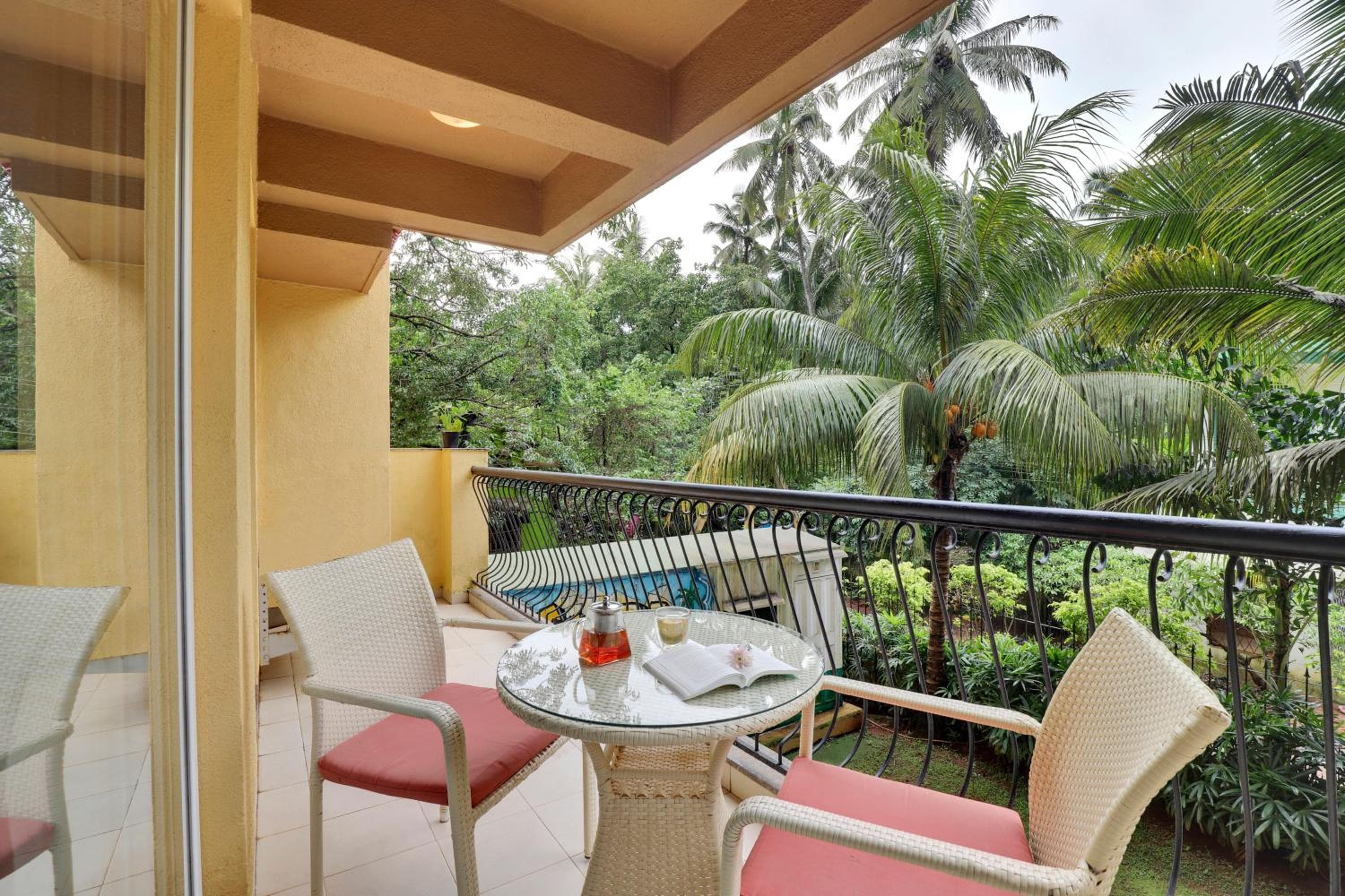 Veeraas Strand Park Apartment by Alaya Stays