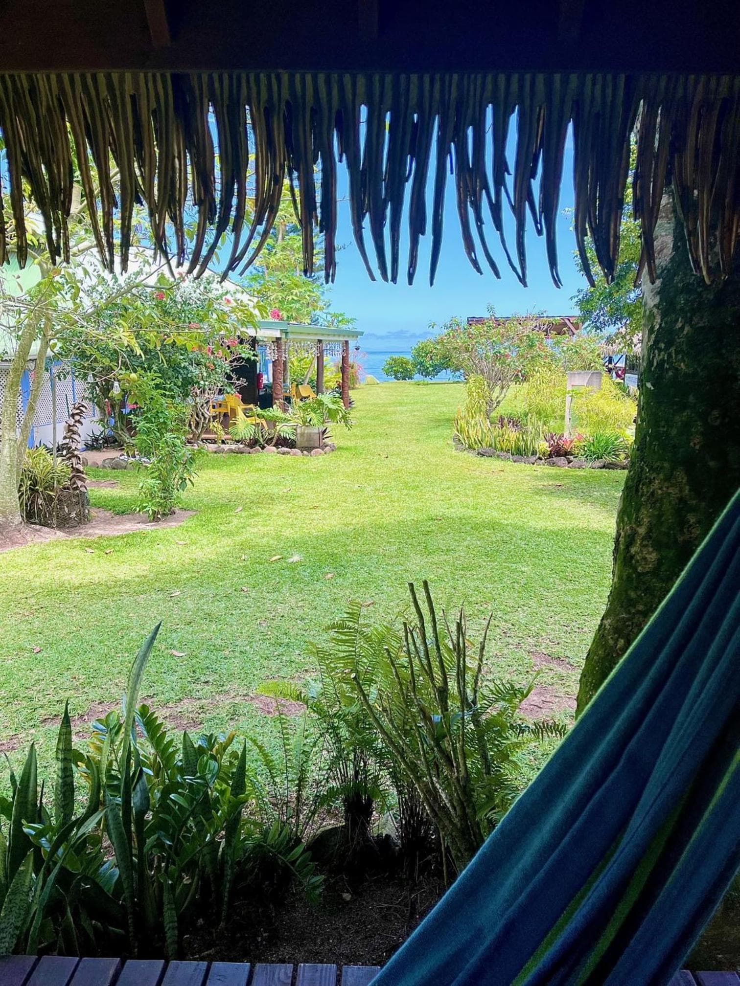 Linareva Moorea Beach Resort