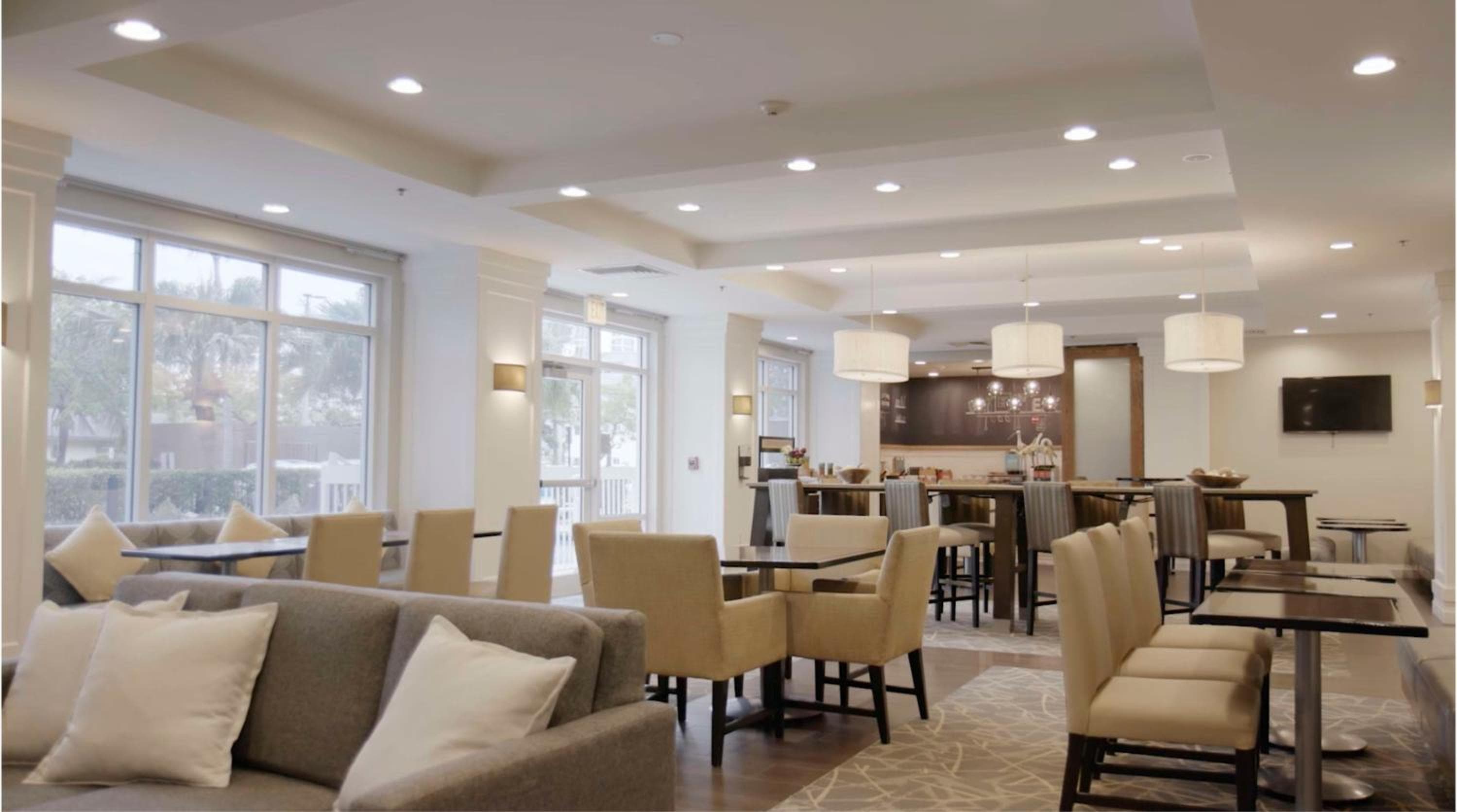 Hampton Inn Hallandale Beach-Aventura
