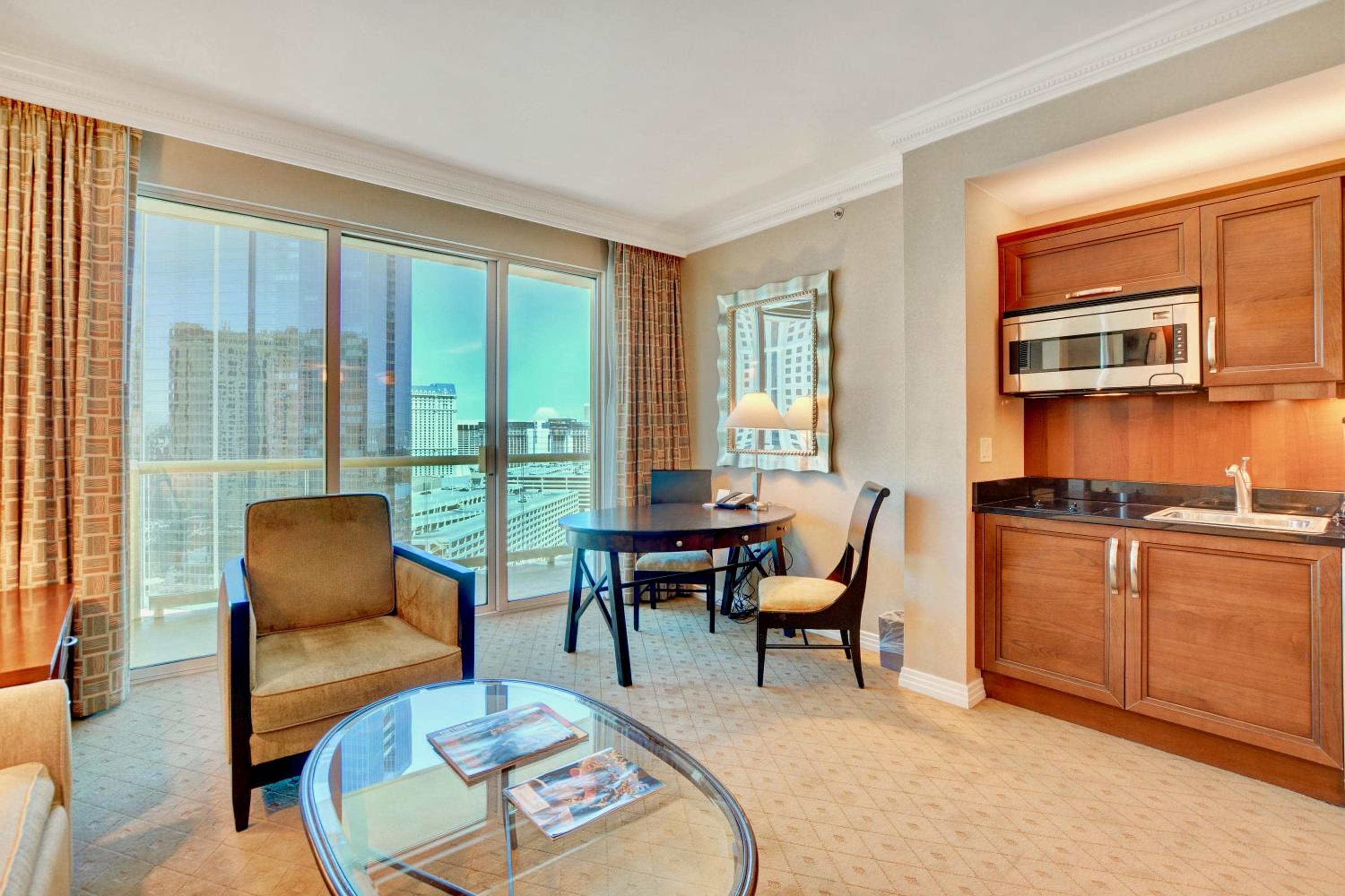 No Resort Fee - Balcony Strip Views, Pools & Parking