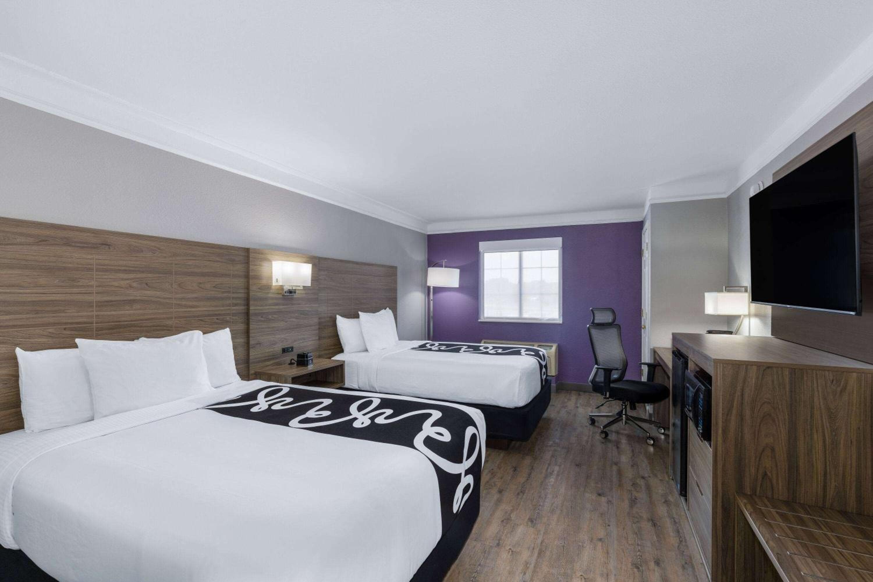 La Quinta Inn by Wyndham Kansas City Lenexa