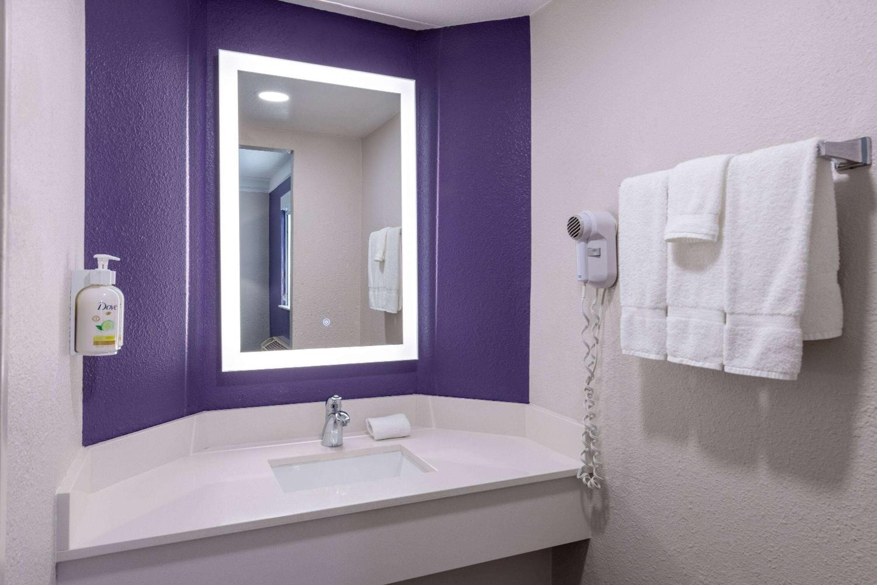 La Quinta Inn by Wyndham Kansas City Lenexa