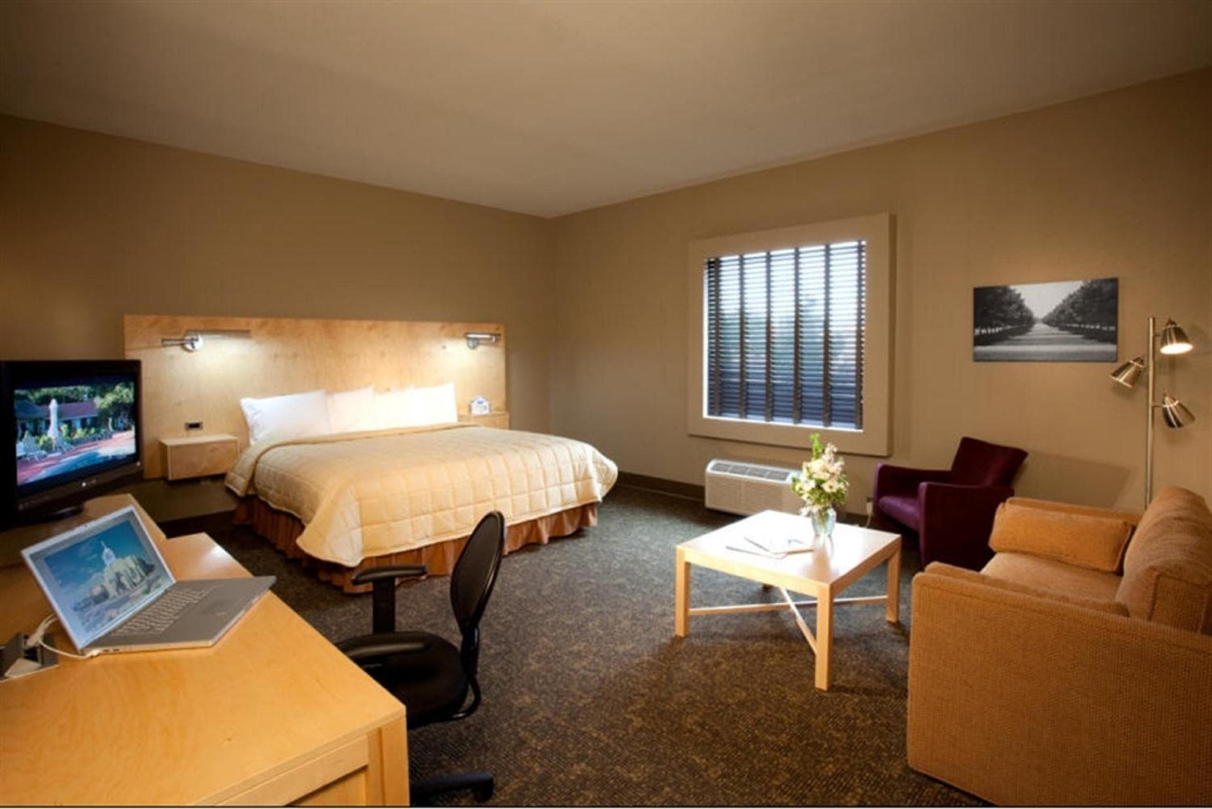 Spark by Hilton Artesia