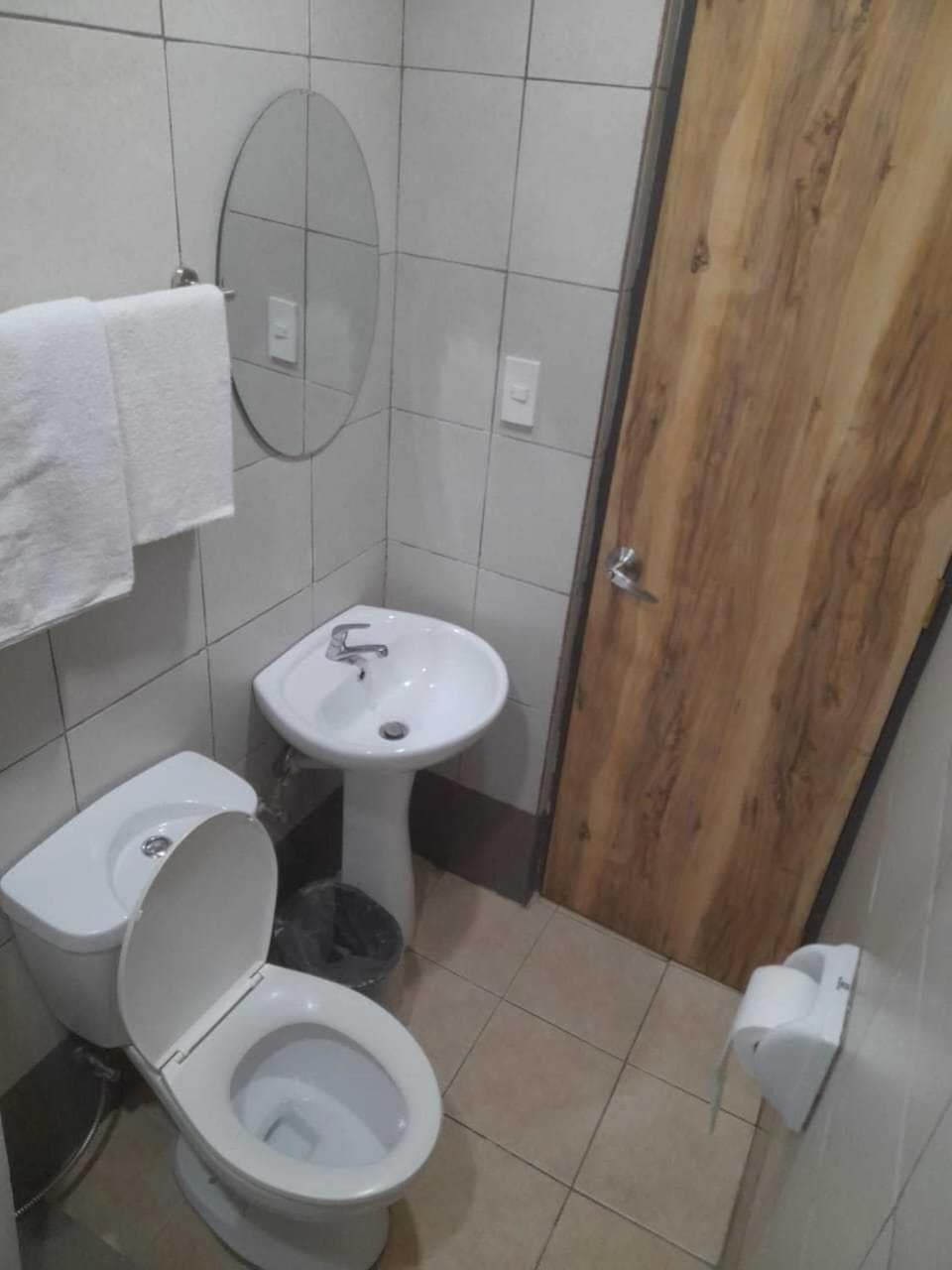 OYO 1011 First Hotel