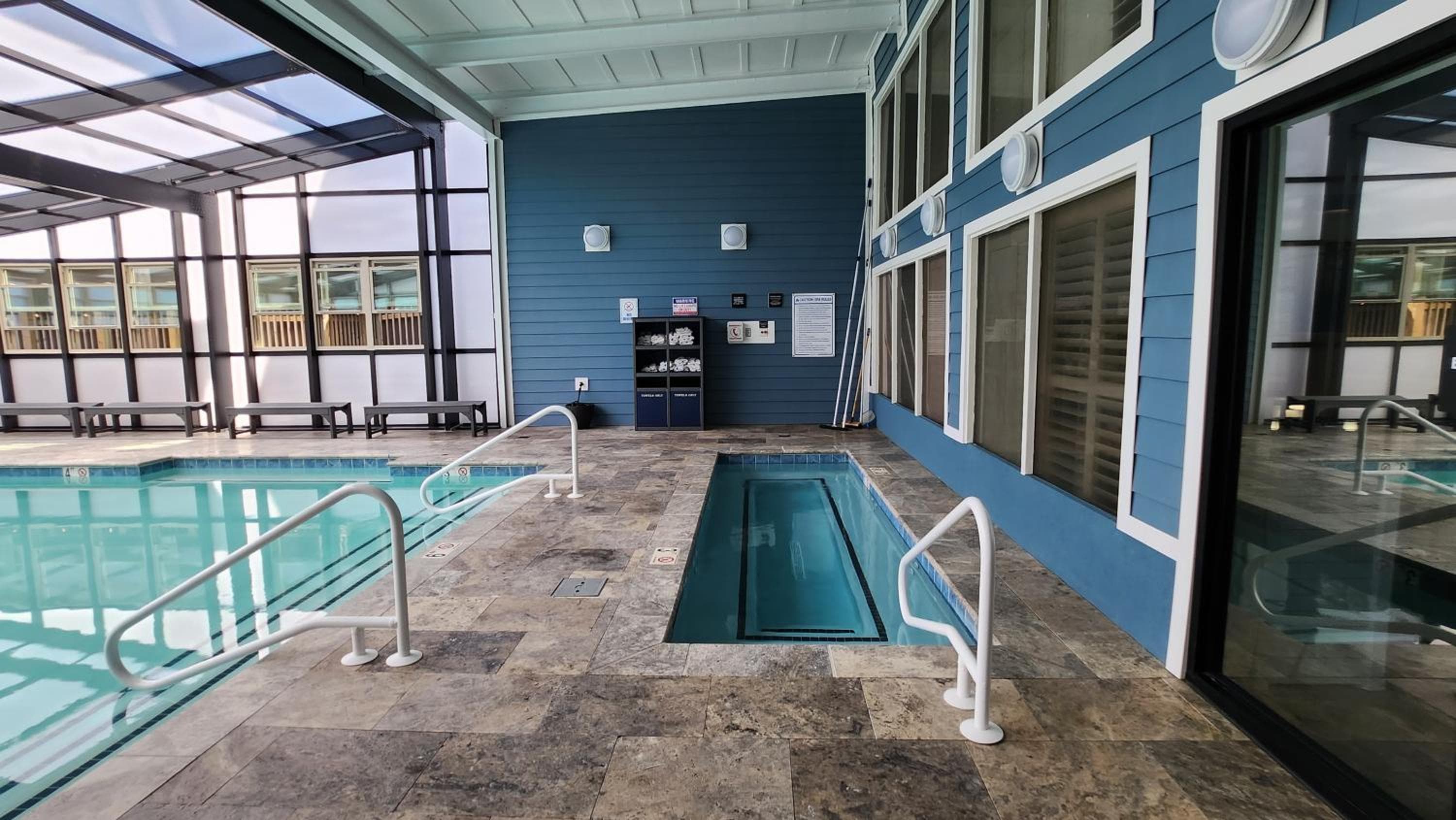 Ramada Plaza by Wyndham Nags Head Oceanfront