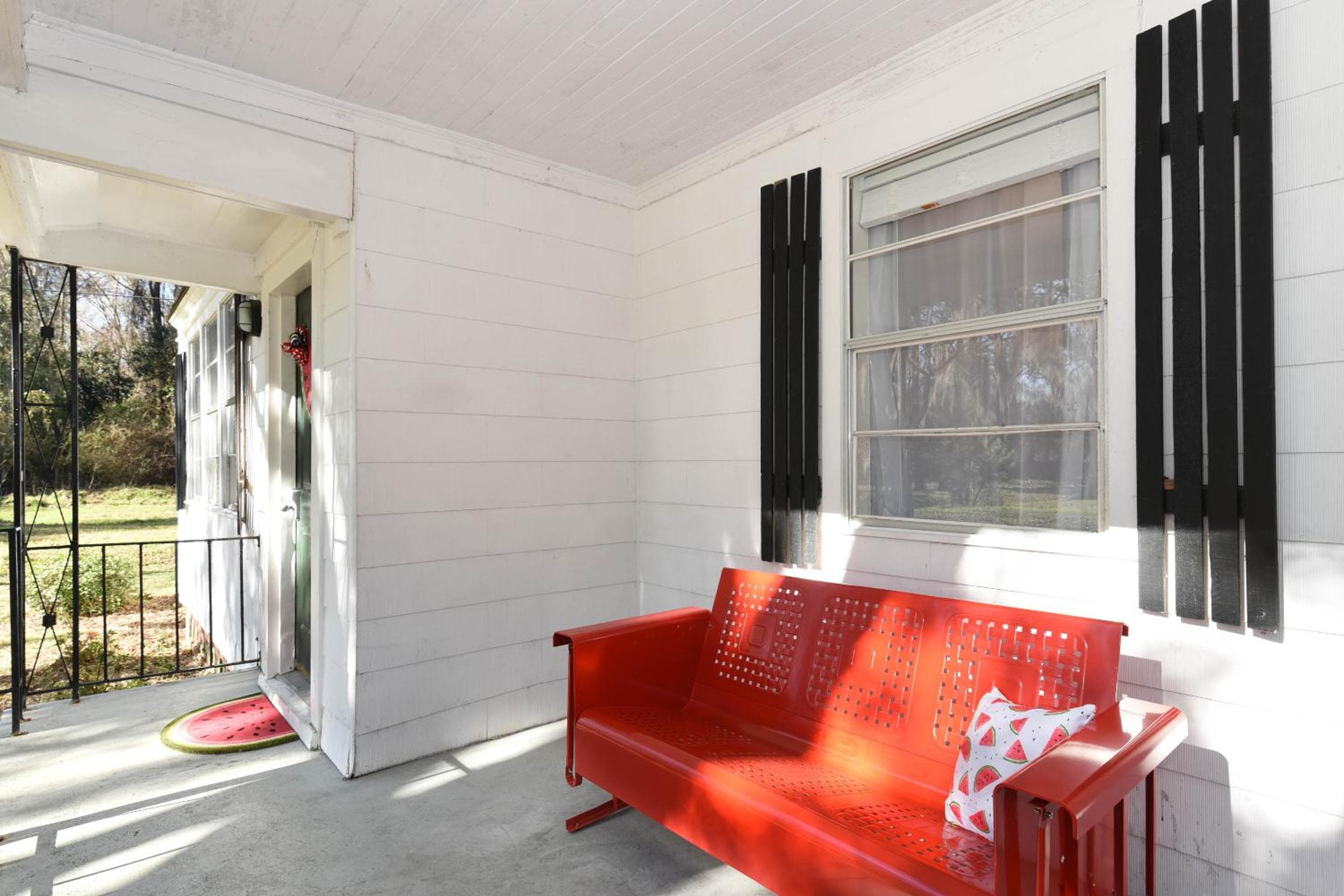 Summertime Home For 8, Fast Ev ChargerPets Fenced Yard