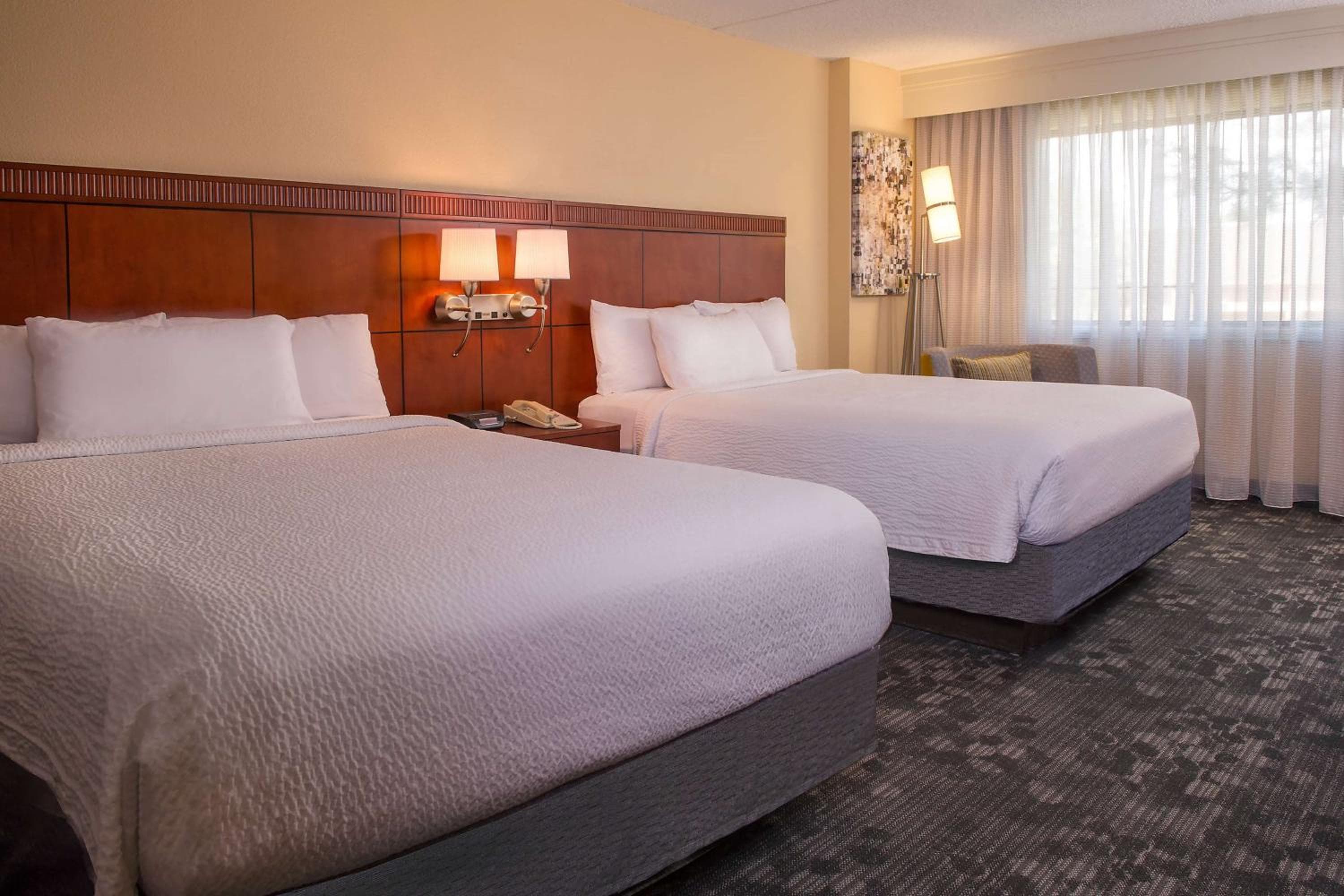 Sonesta Select Charlotte University Research Park