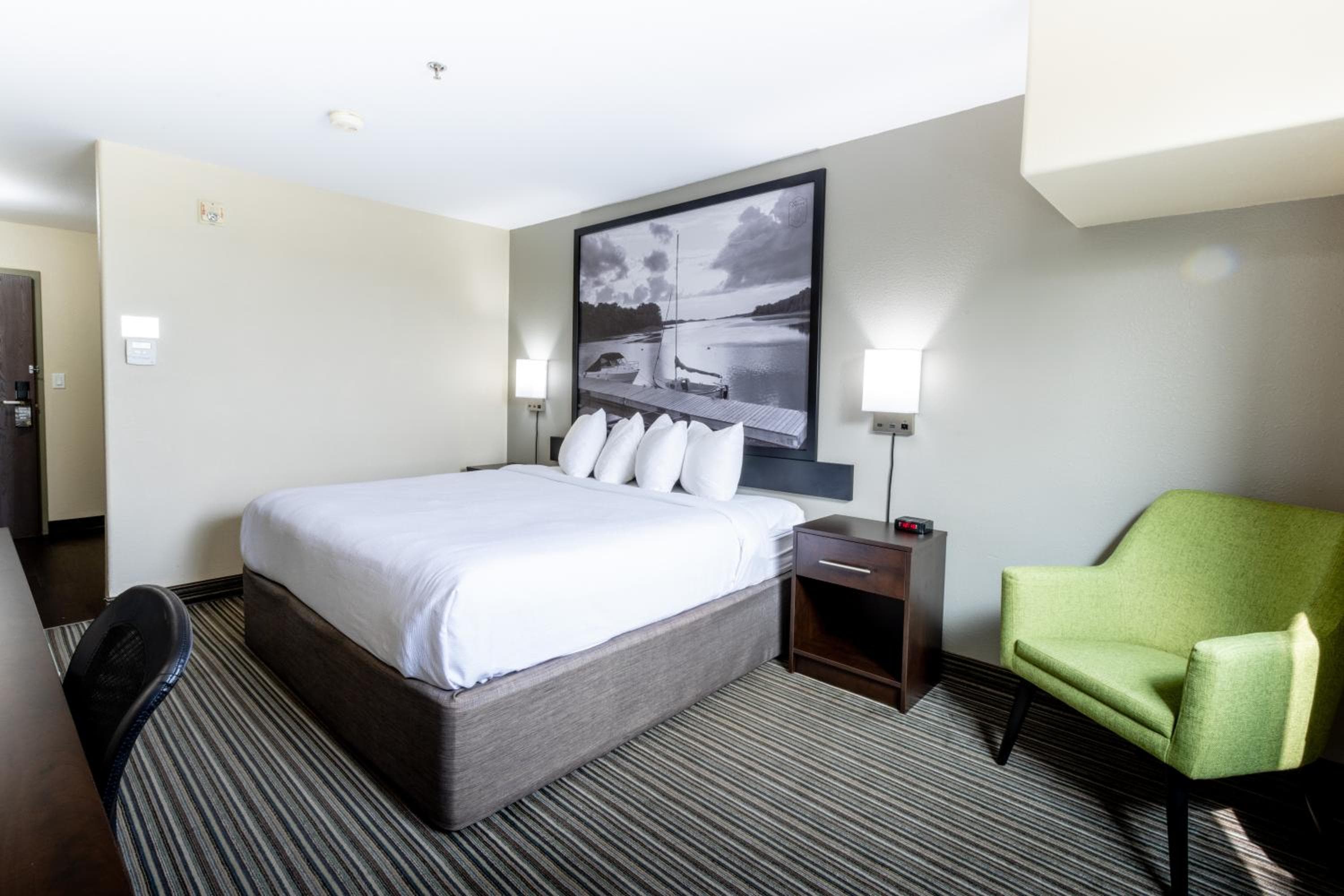 Super 8 by Wyndham Truro NS