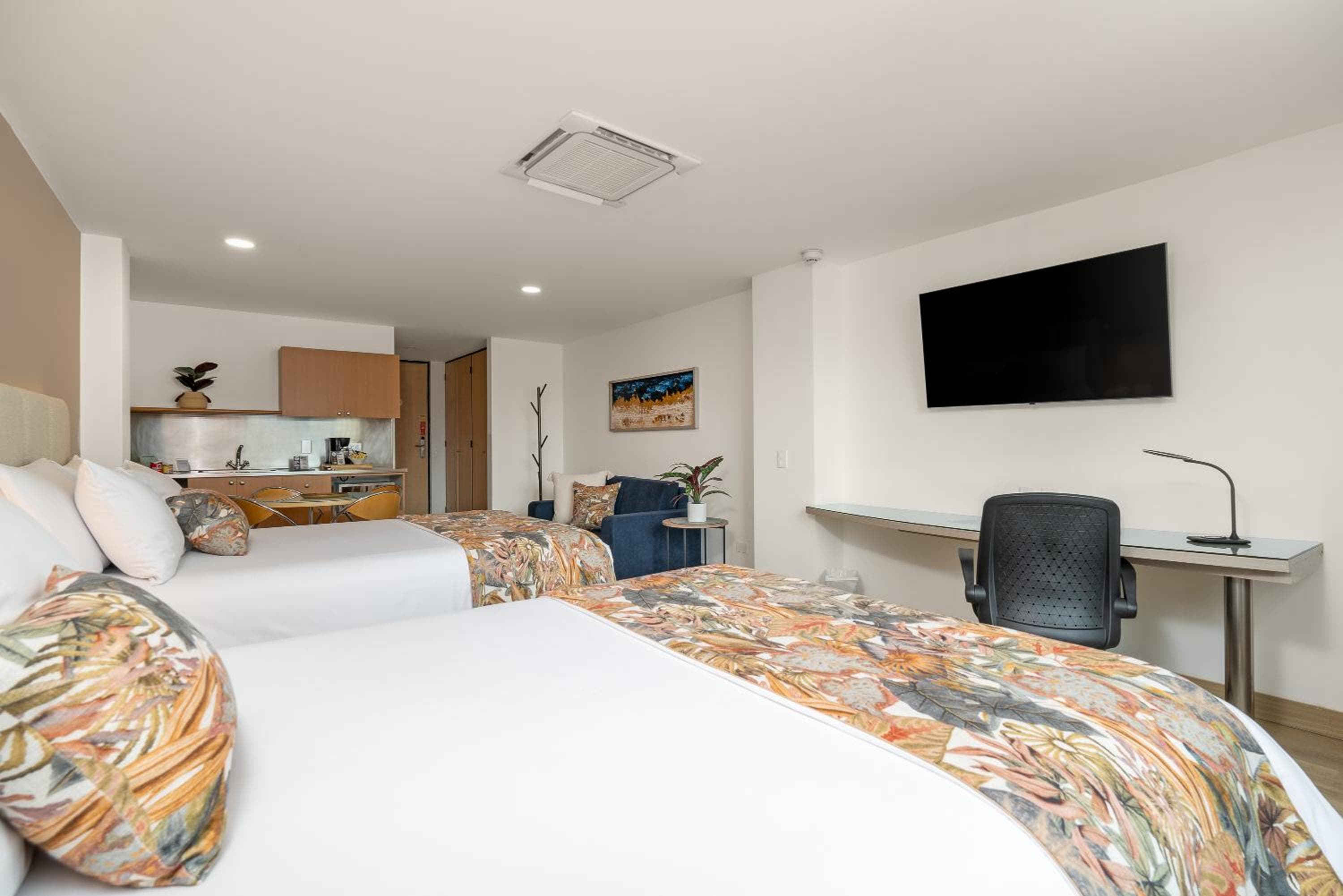 Novelty Suites Hotel - Oviedo Mall