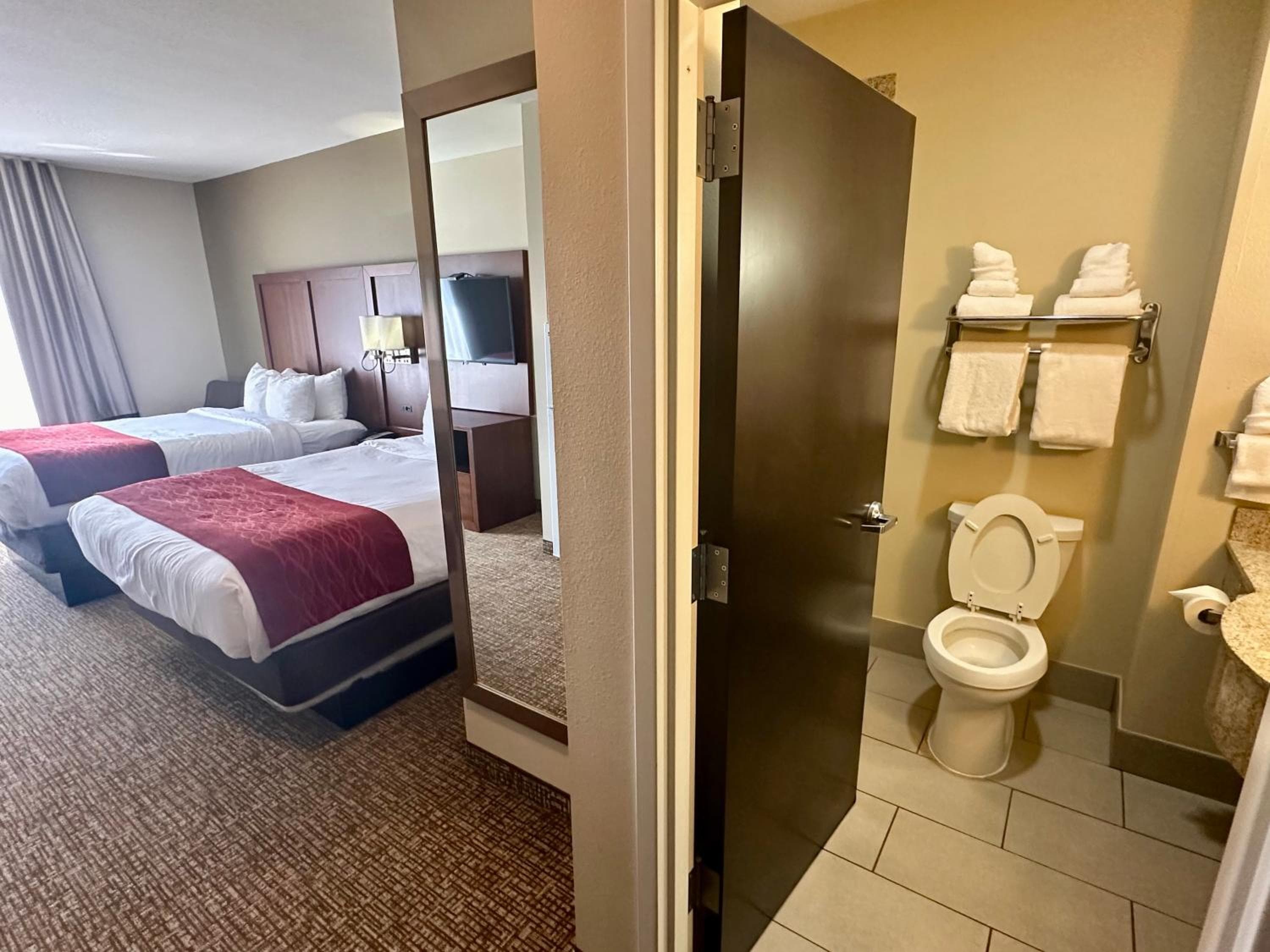 Comfort Inn & Suites Augusta West Near Fort Gordon