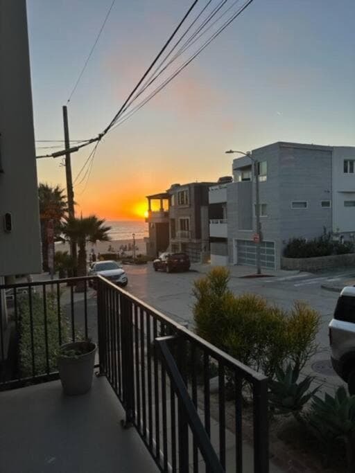 Beachfront Studio in Manhattan Beach