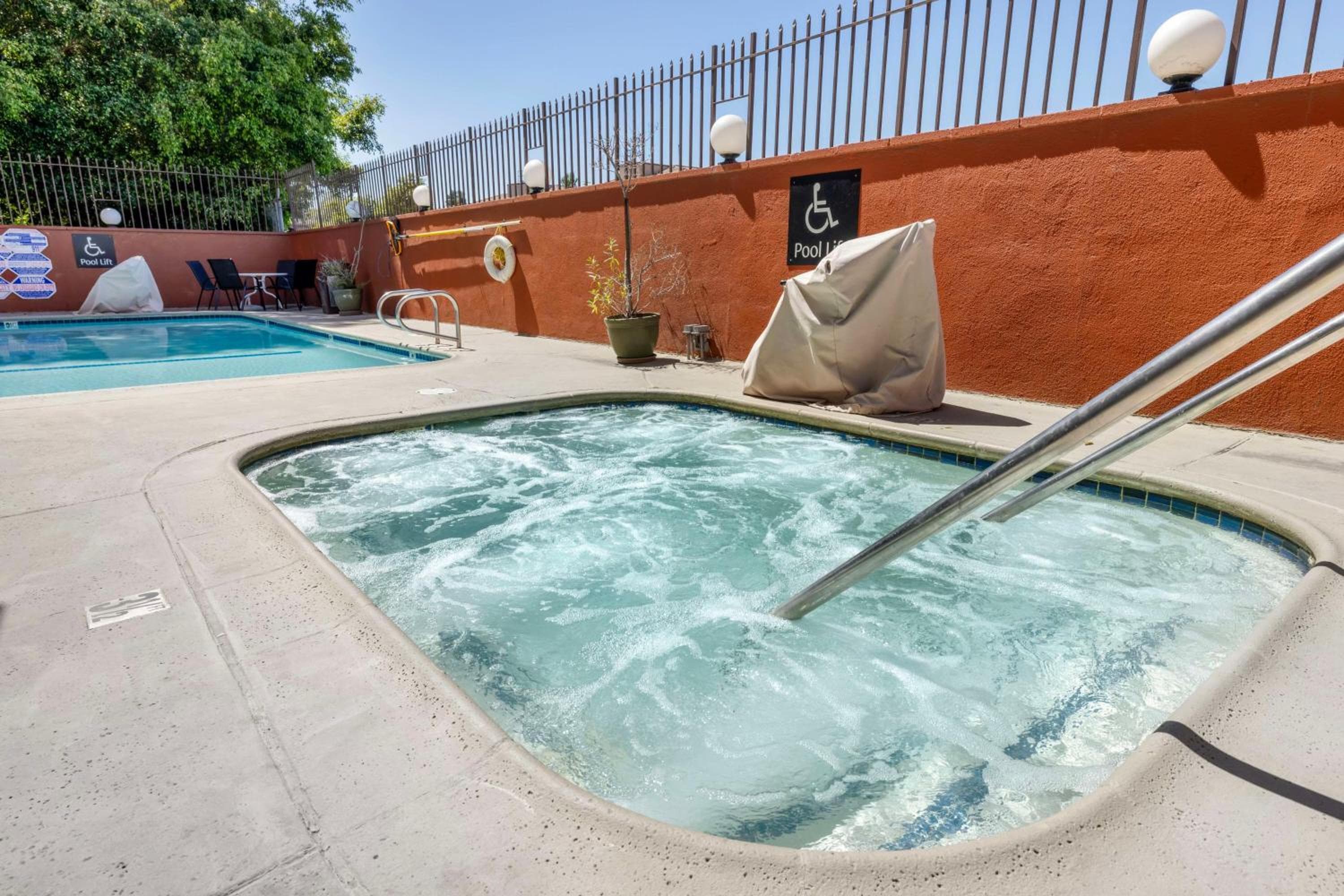 Best Western Los Angeles Worldport Hotel