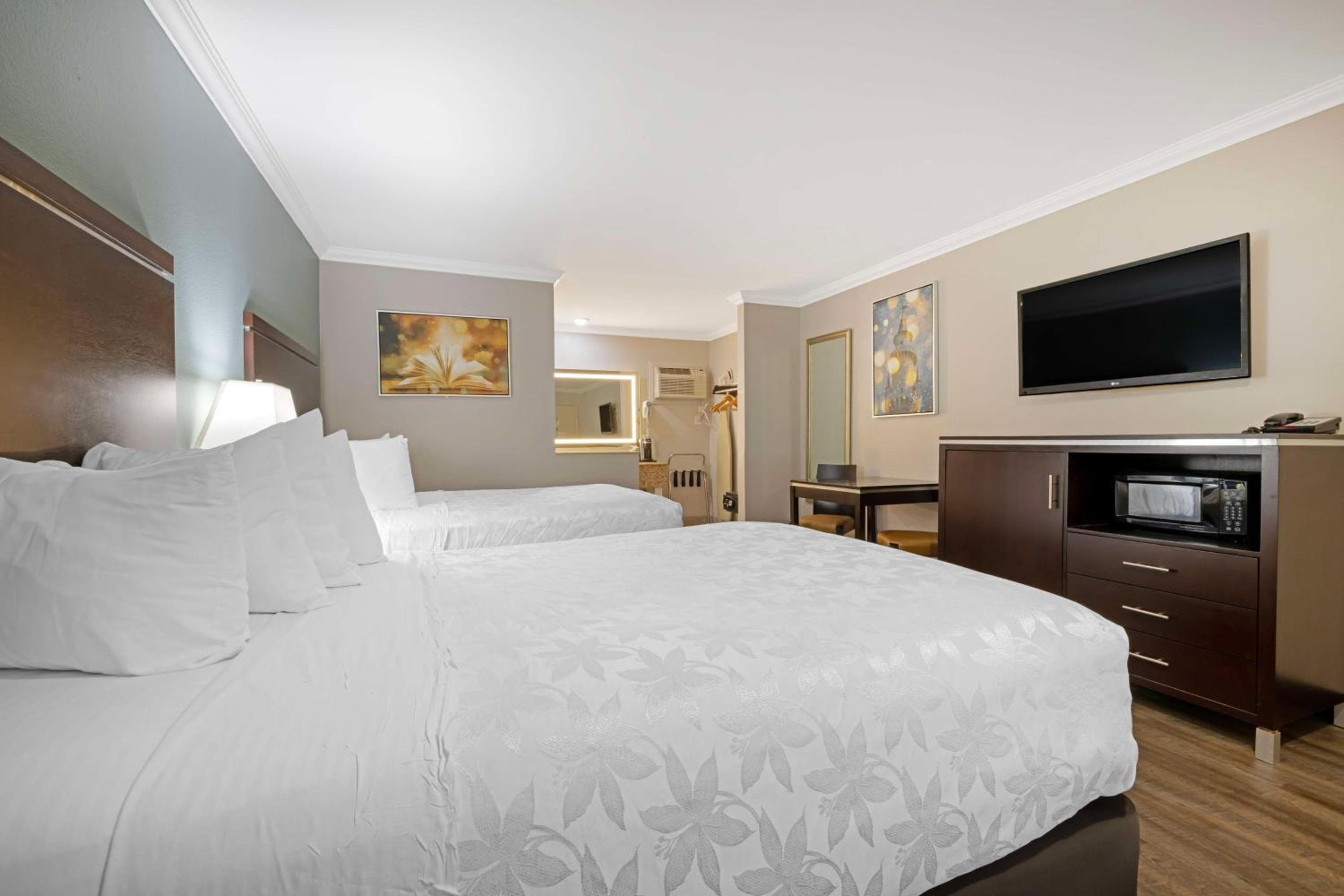 Best Western Courtesy Hotel - Anaheim Resort Amusement Park
