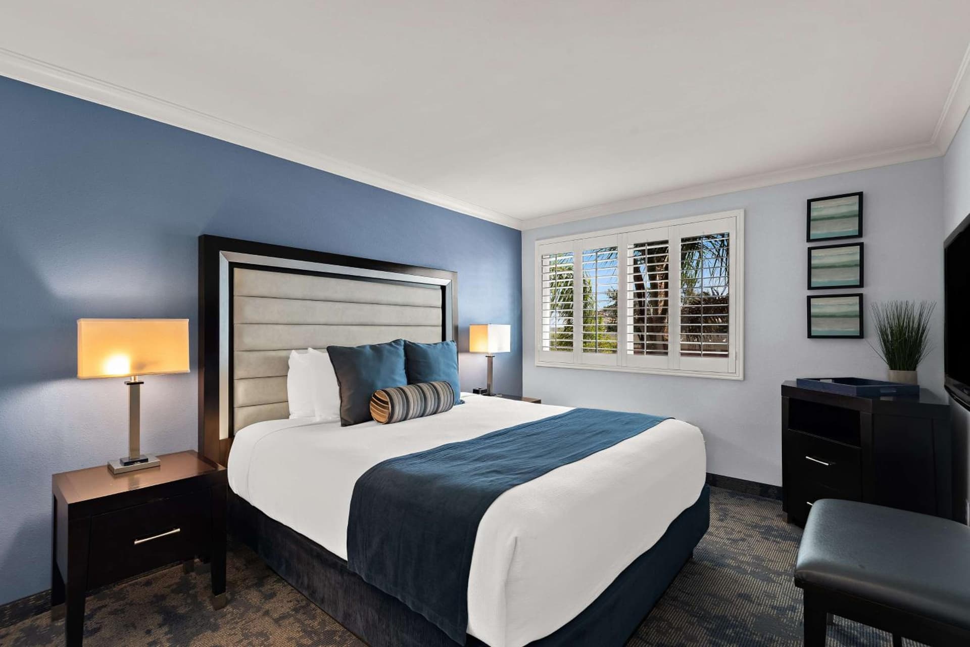 hotel room