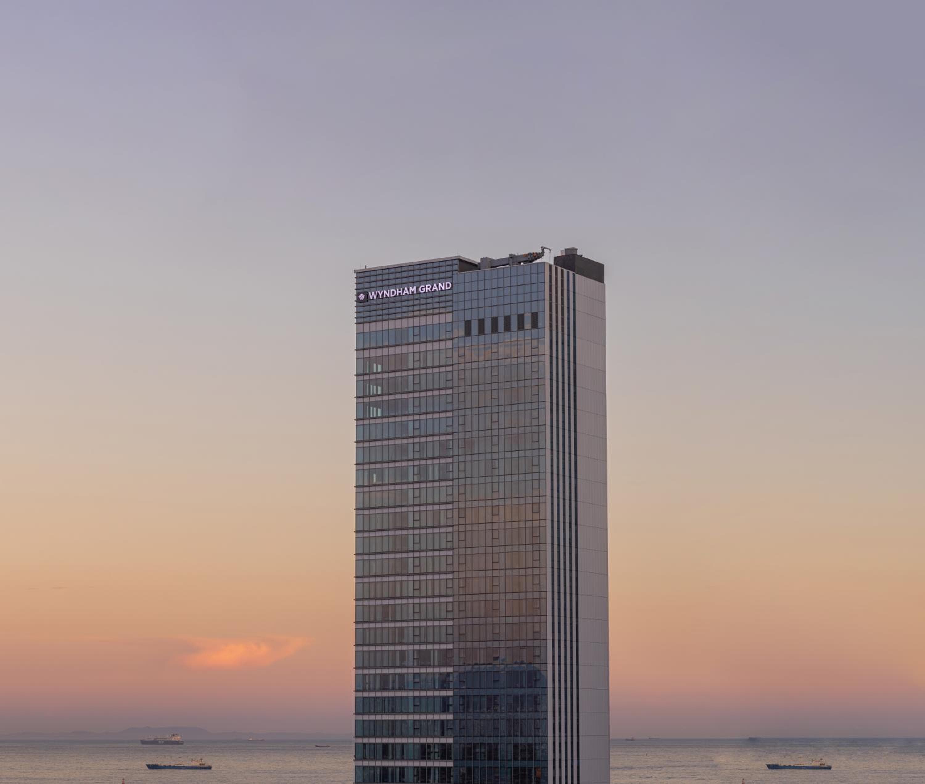 Wyndham Grand Busan
