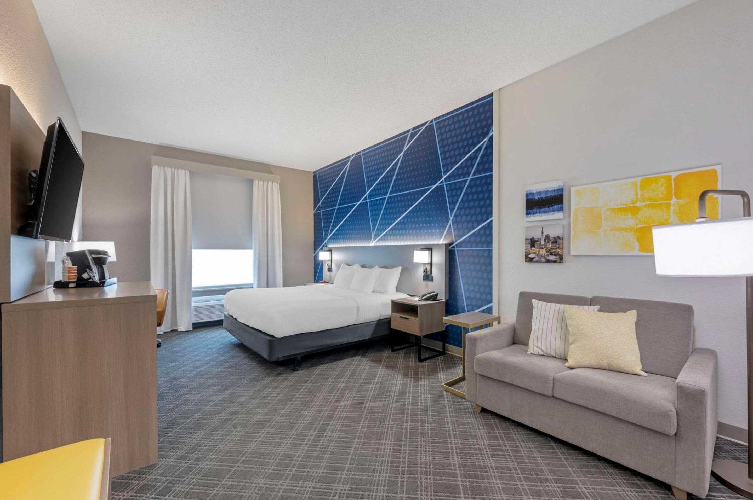 Comfort Suites West Indianapolis - Brownsburg