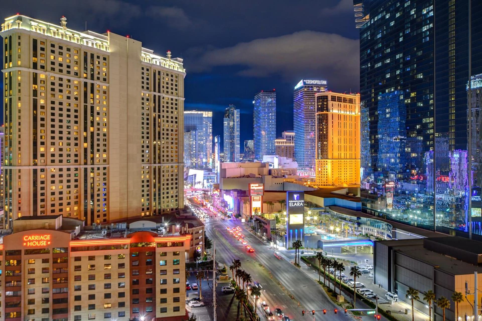 Lucky Gem Penthouse & Luxury Suites at MGM Signature Resort, Balcony Strip View 1607