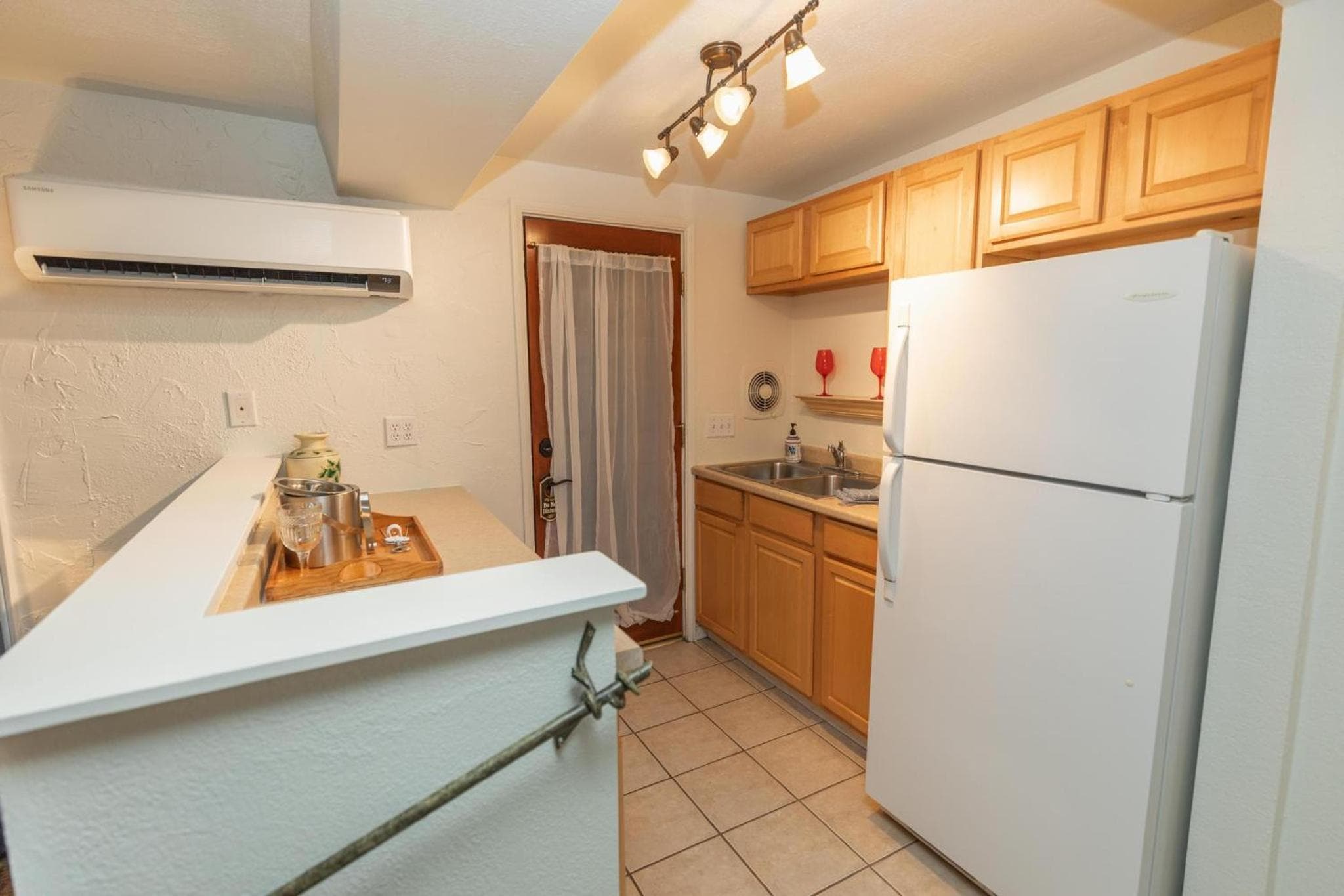 Old Ranch Inn - Adults Only 21 & Up