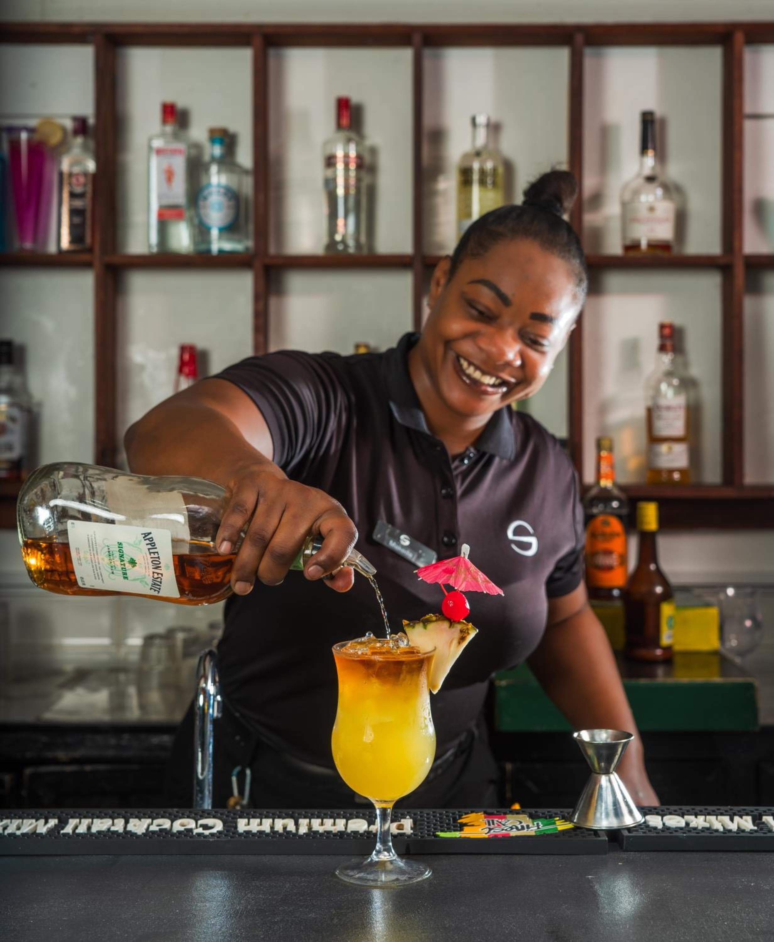bar
