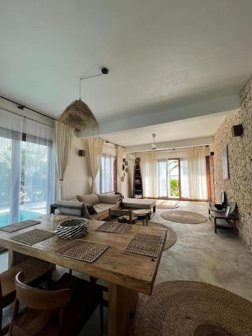 Ocean Front Villa with pool 8, Zanzibar
