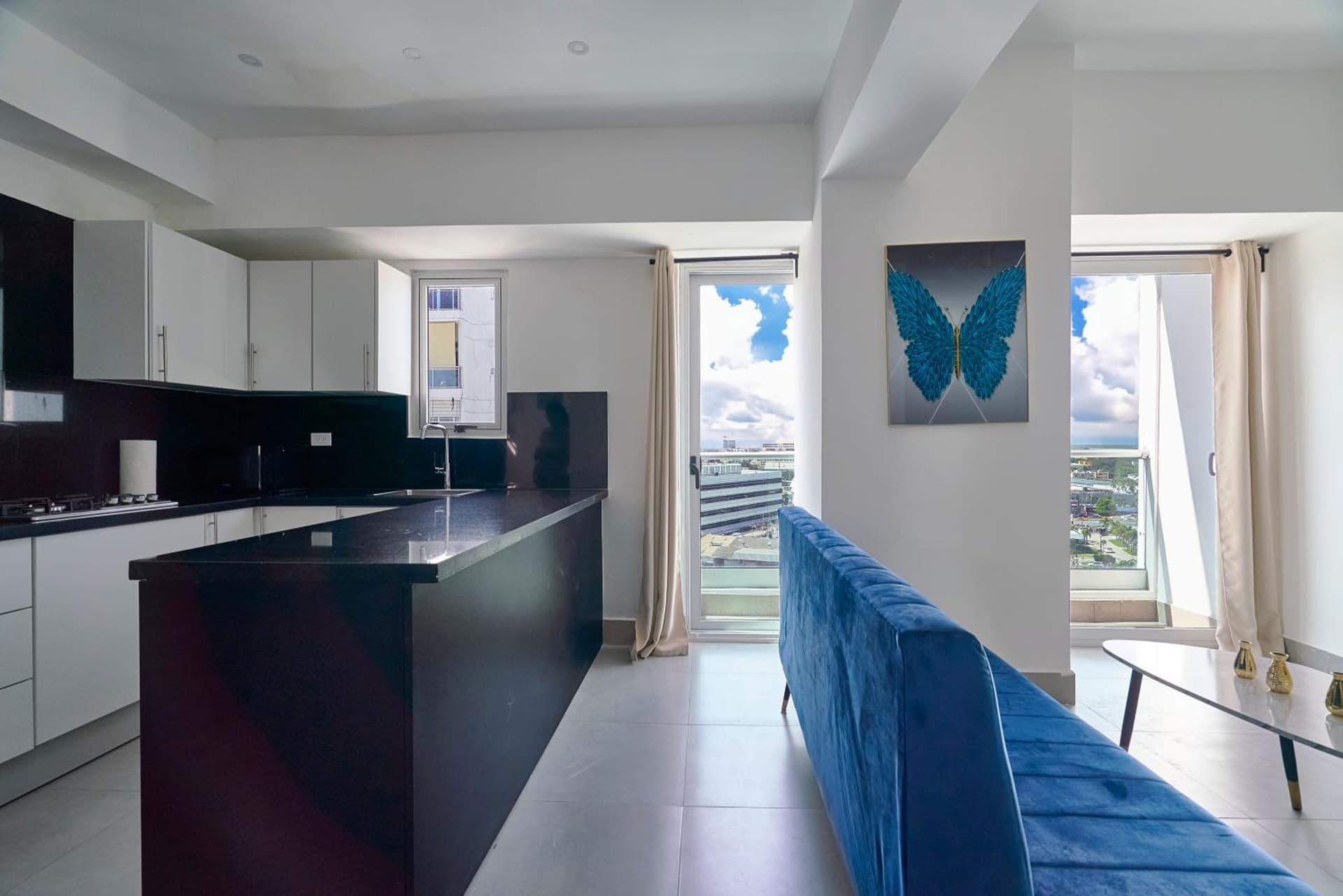 Central Suites Tower