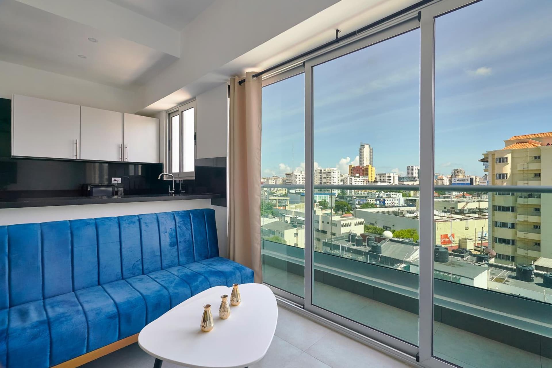Central Suites Tower