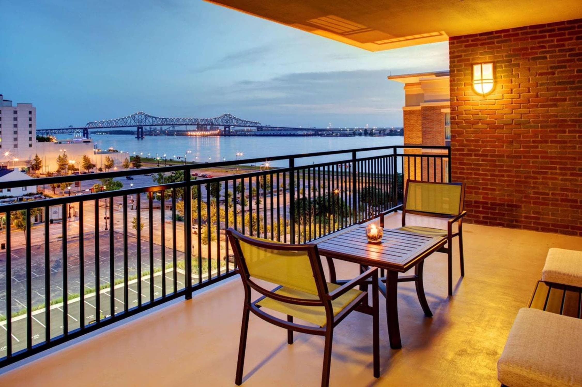 Hampton Inn & Suites Baton Rouge Downtown