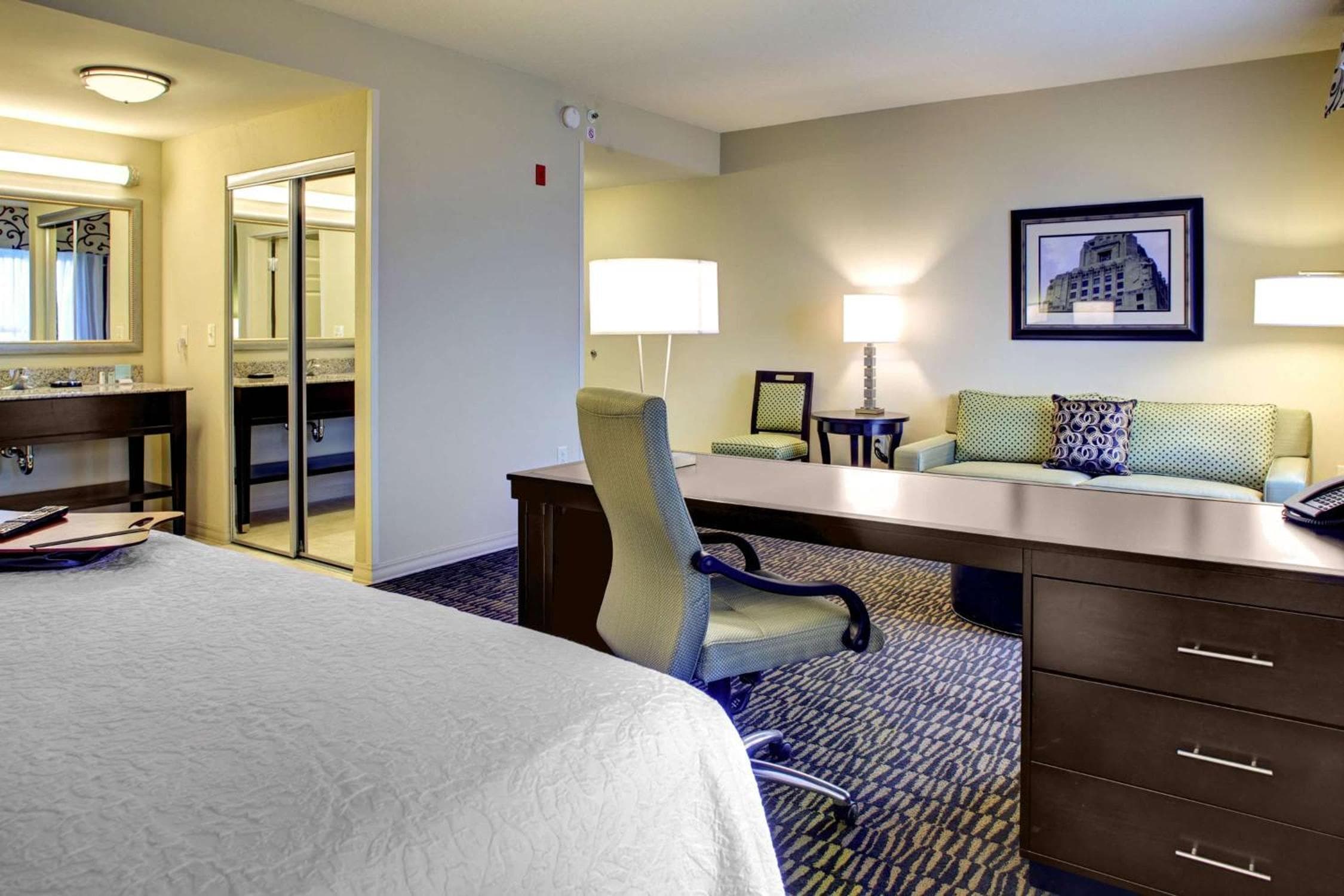 Hampton Inn & Suites Baton Rouge Downtown