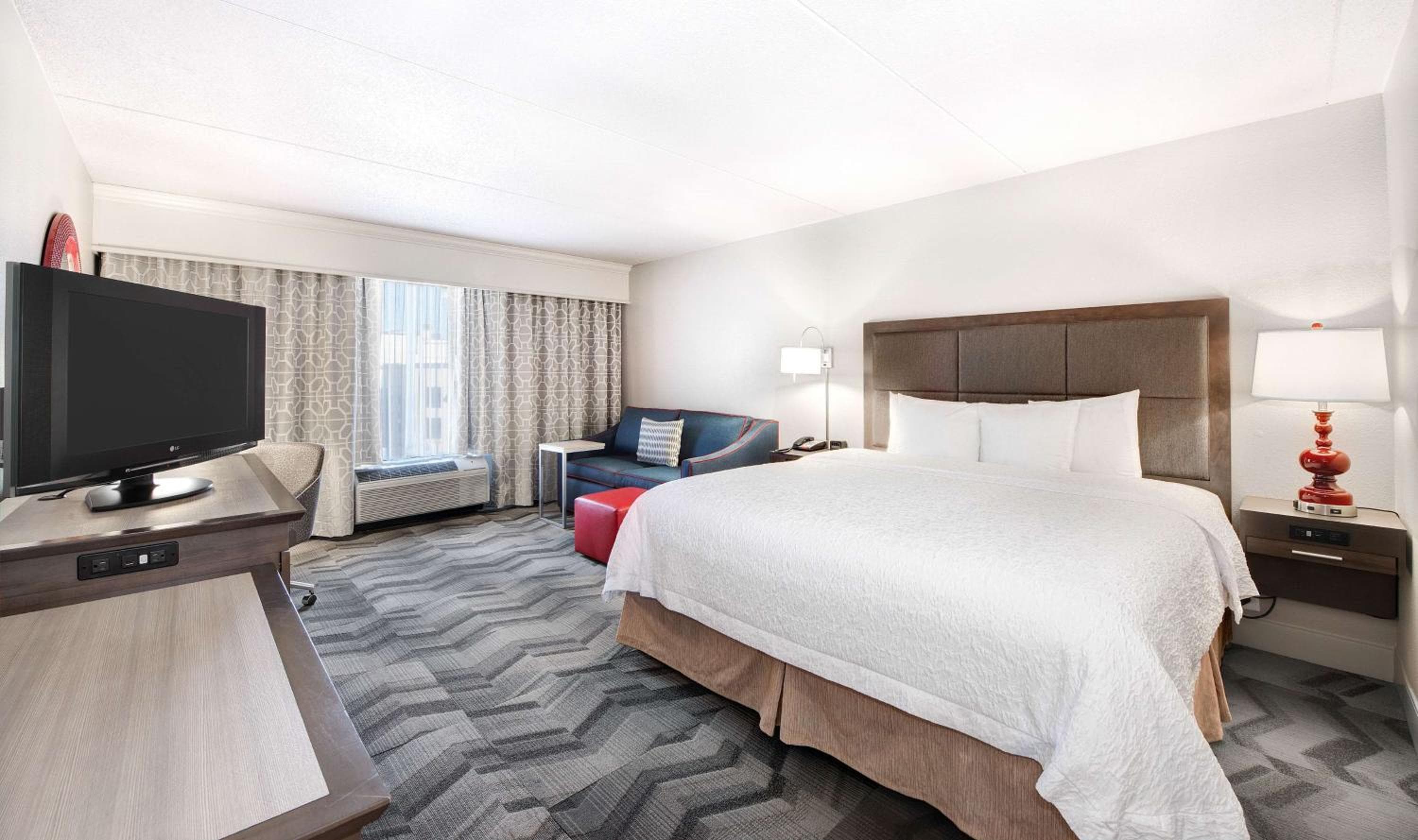 Hampton Inn & Suites Atlanta-Galleria