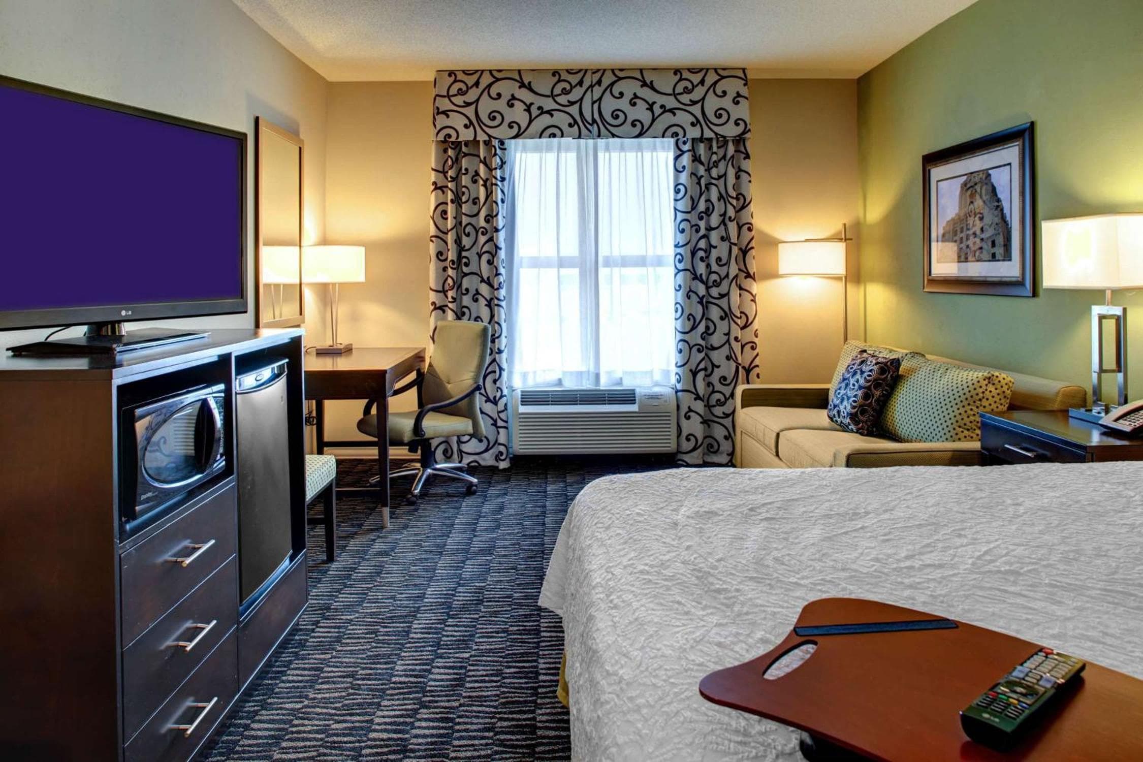 Hampton Inn & Suites Baton Rouge Downtown