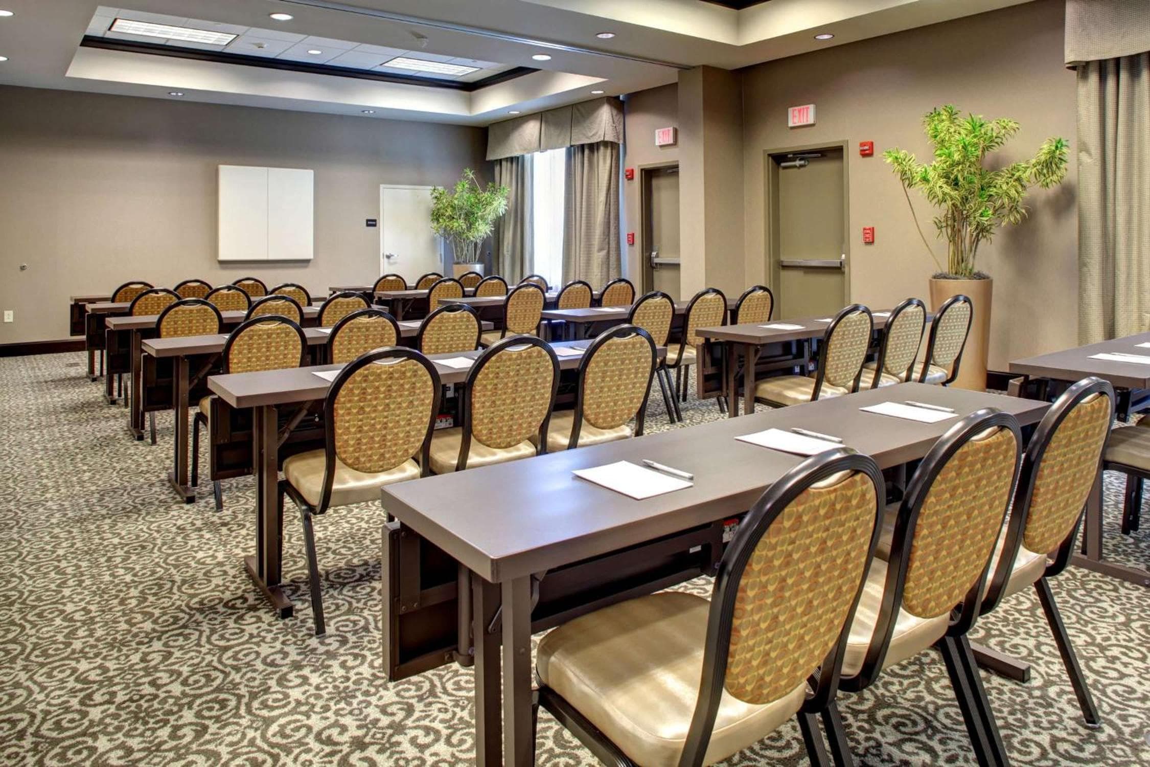 Hampton Inn & Suites Baton Rouge Downtown